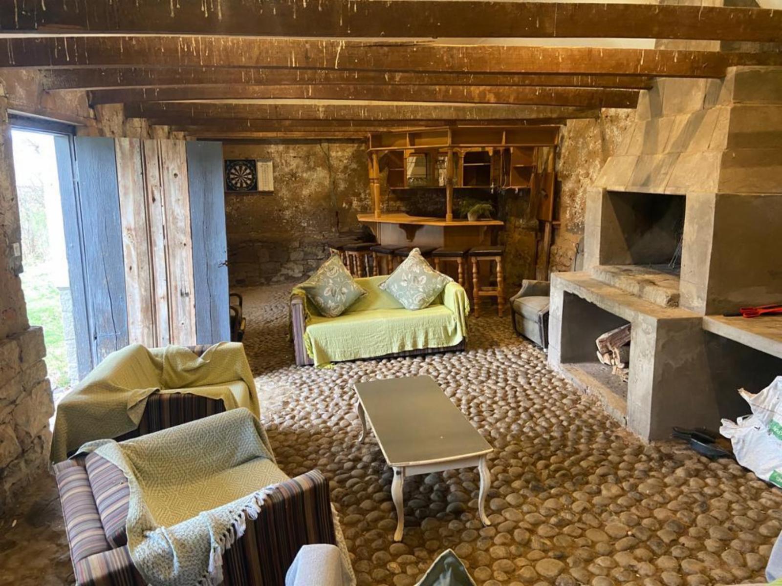 Lounge or bar