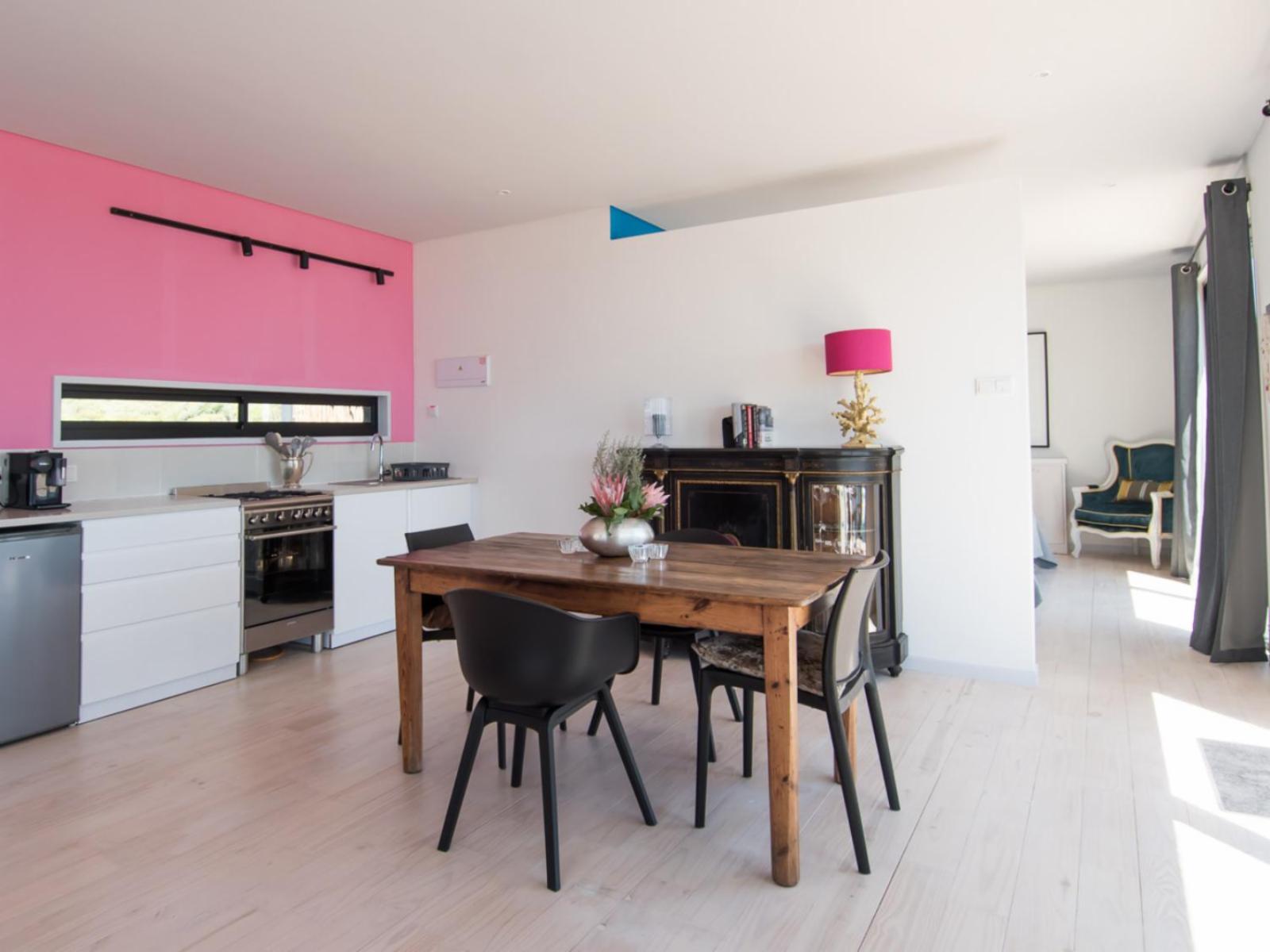 Room 1 — Kitchenette