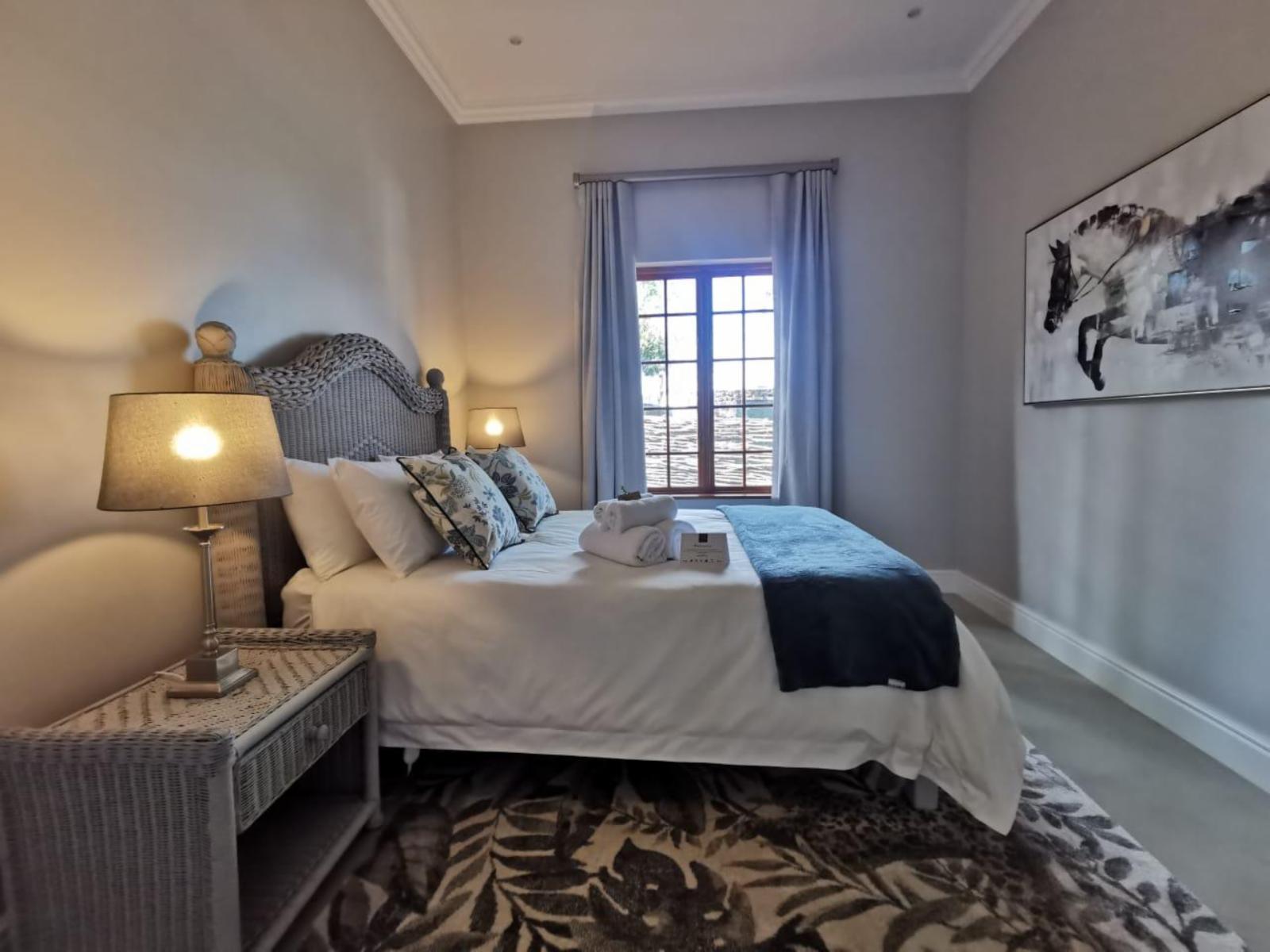 Room 1 — Photo of the whole room