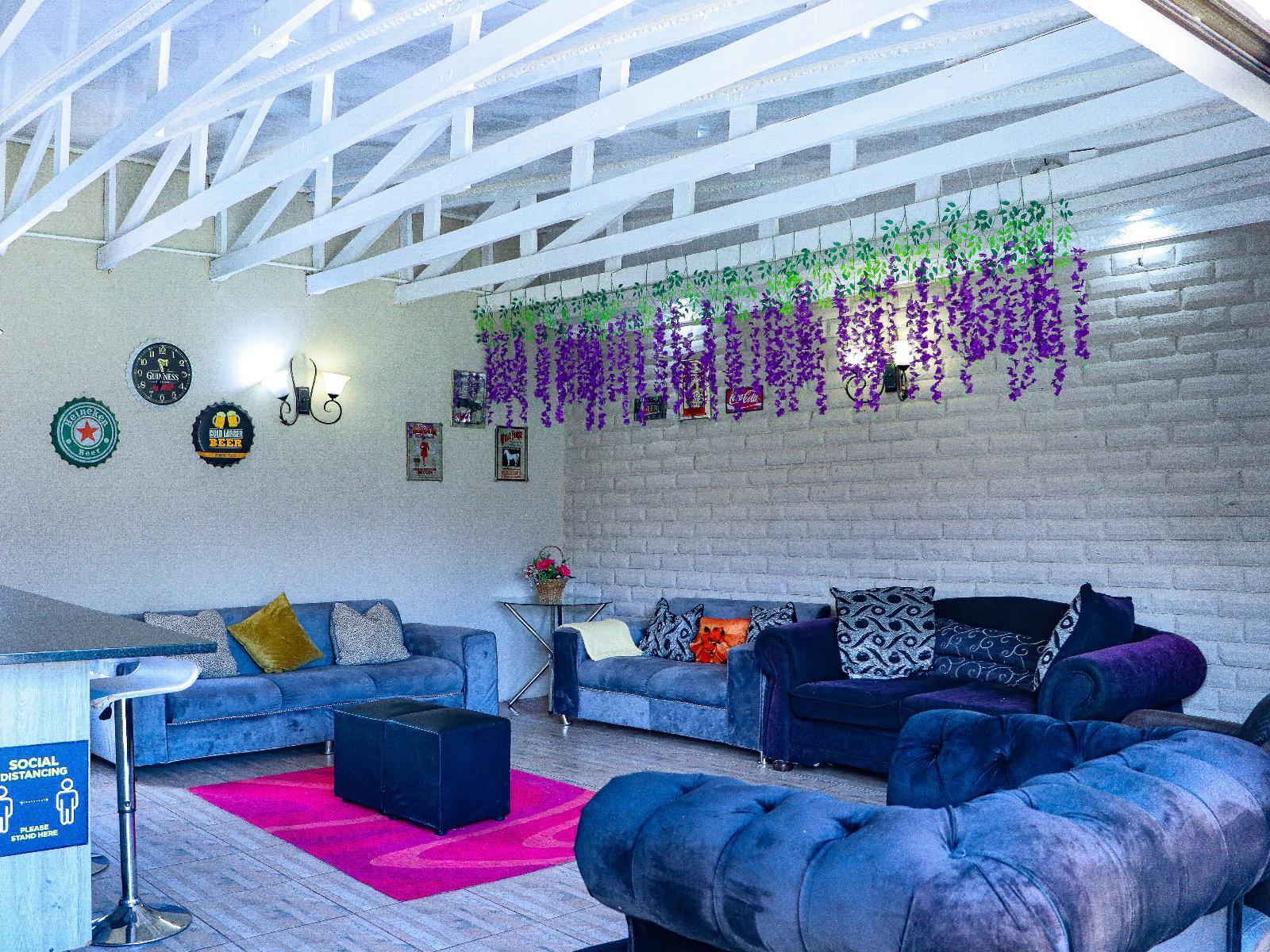 Lounge or bar