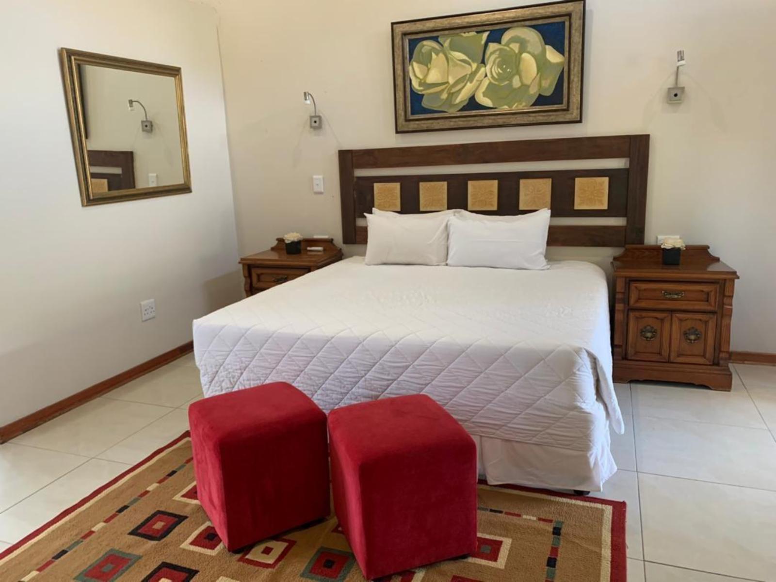 Room 1 — Photo of the whole room