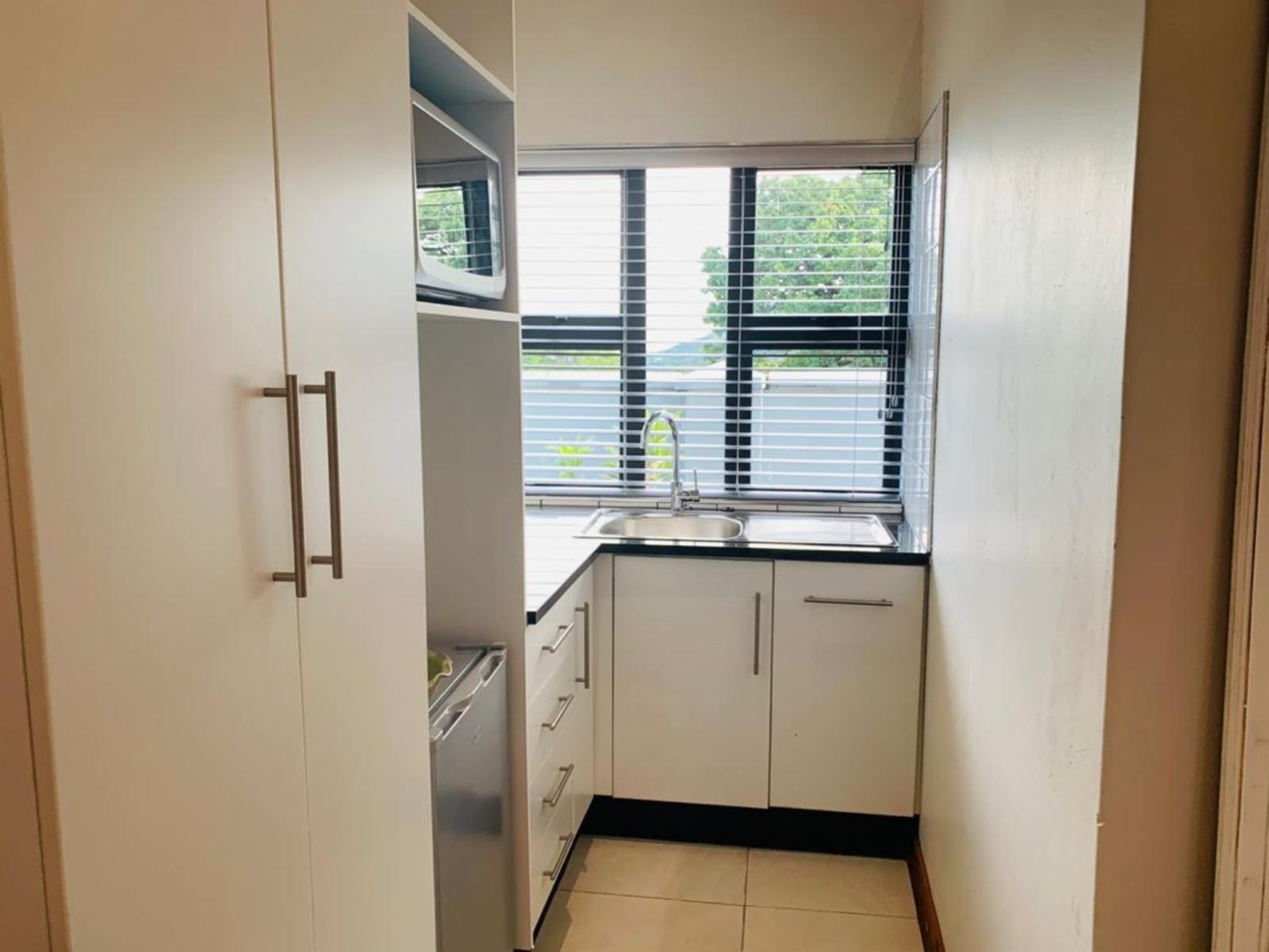 Room 1 — Kitchenette