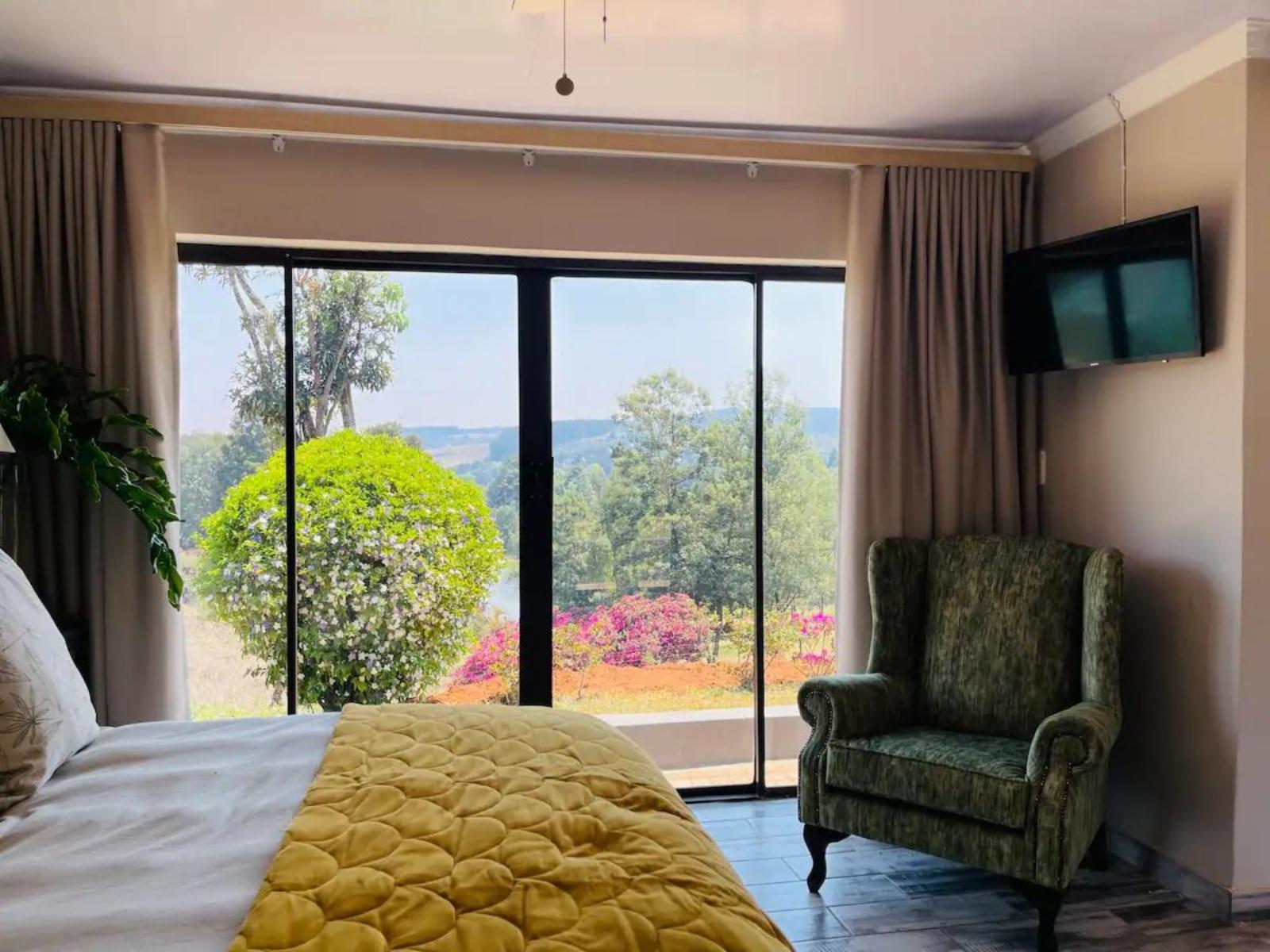 Room 1 — Photo of the whole room