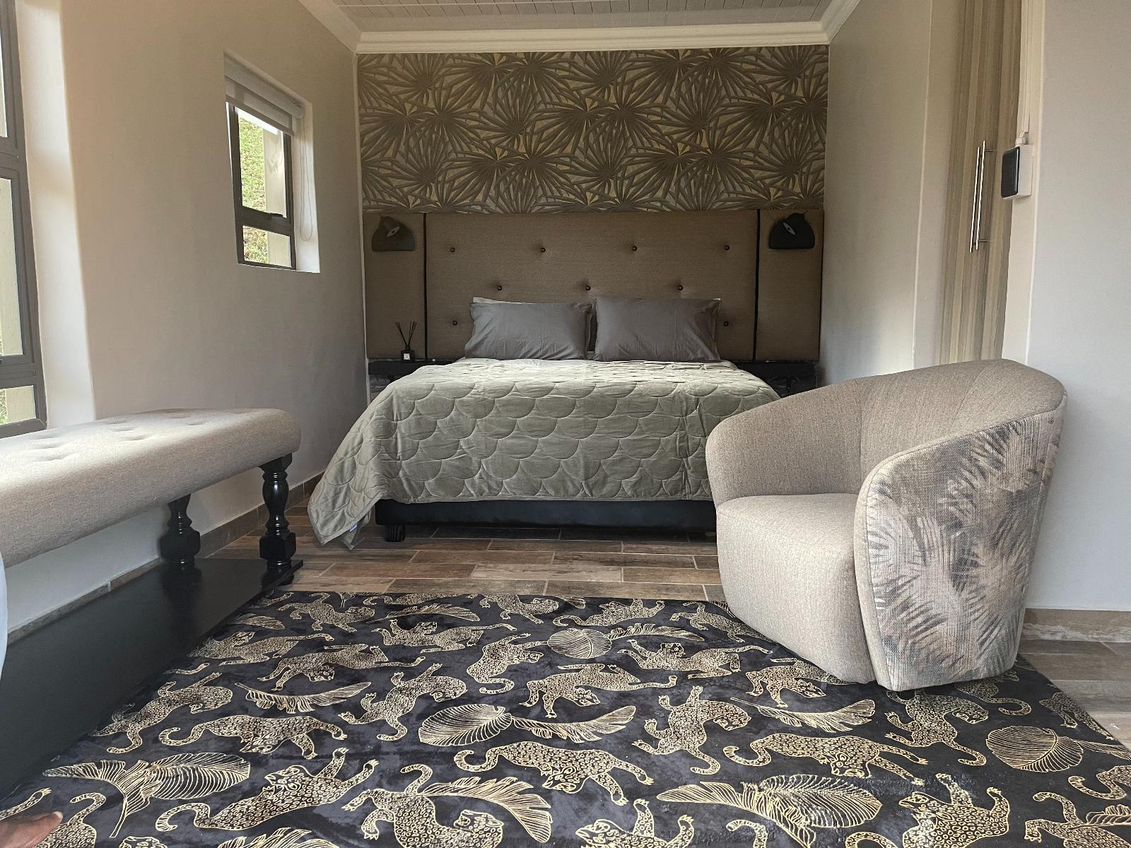 Room 4 — Photo of the whole room
