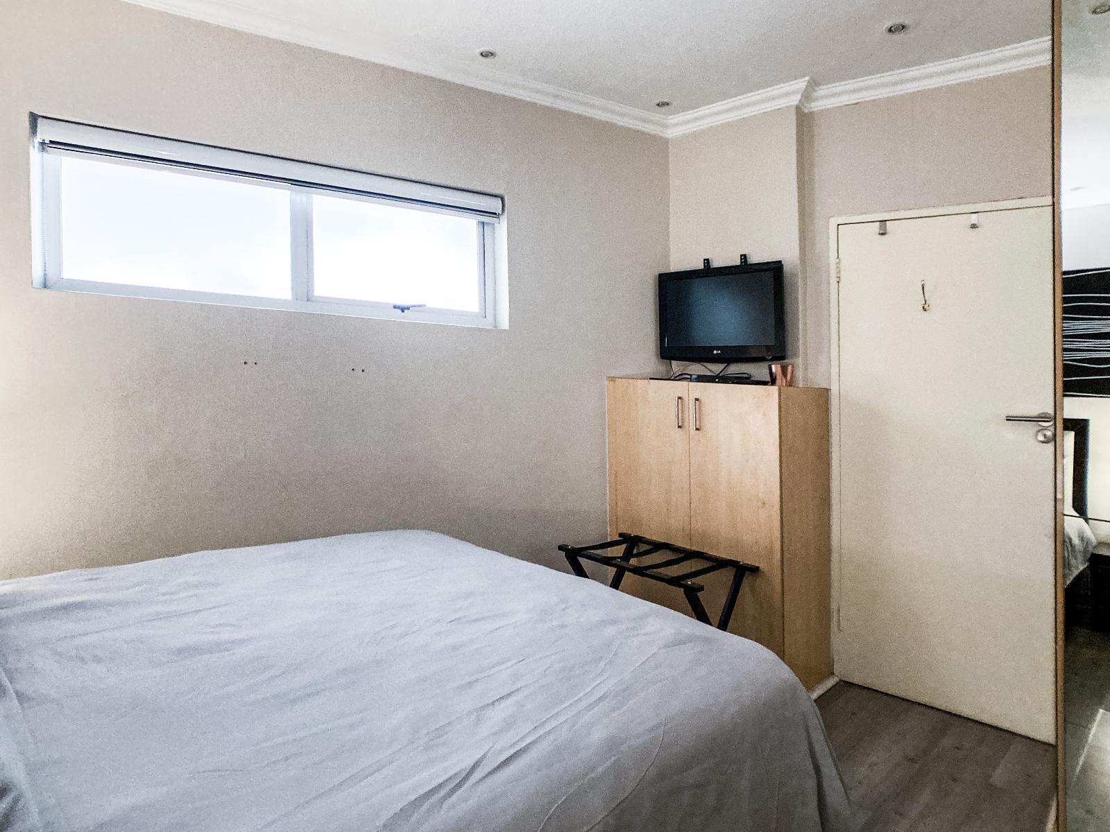 Room 2 — TV and multimedia
