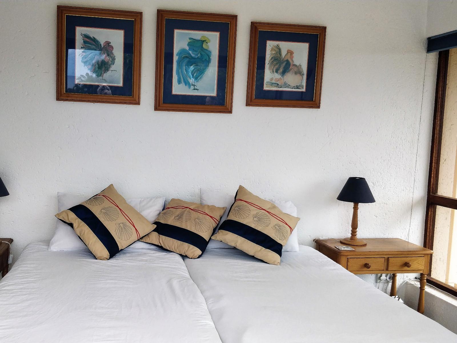 Room 1 — Photo of the whole room