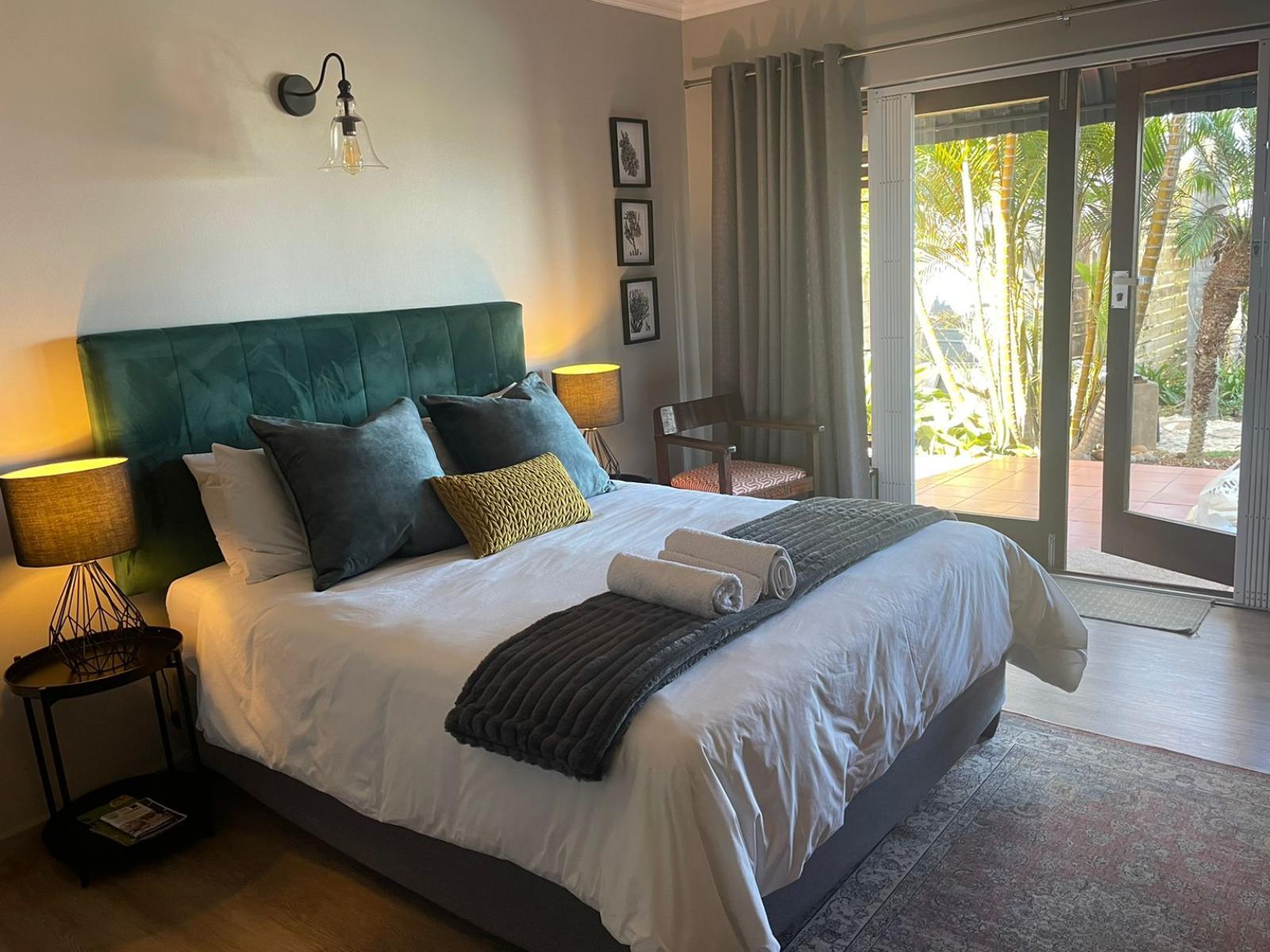 Room 1 — Photo of the whole room