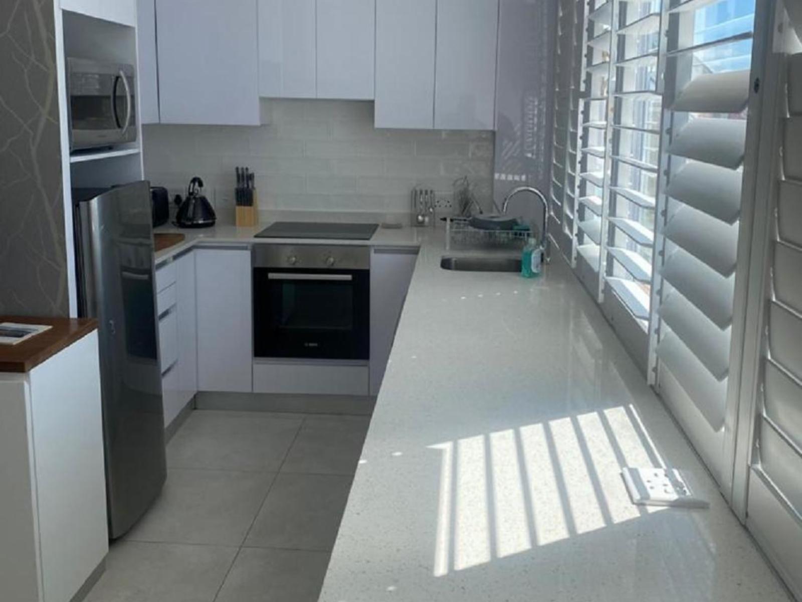 Room 1 — Kitchenette