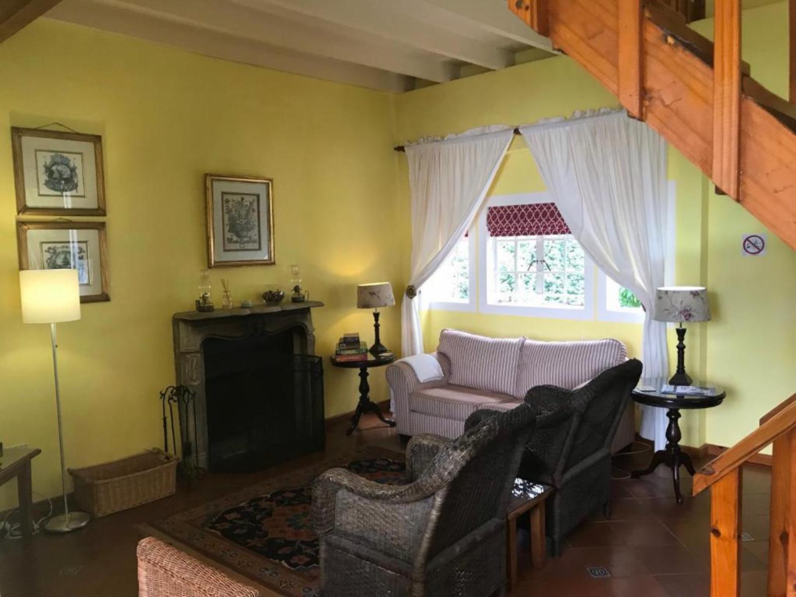 Room 2 — Seating area