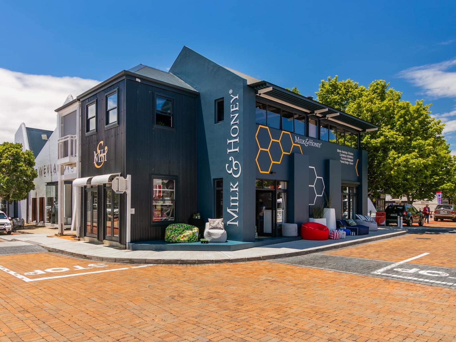 Thesen Harbour Loft Apartments