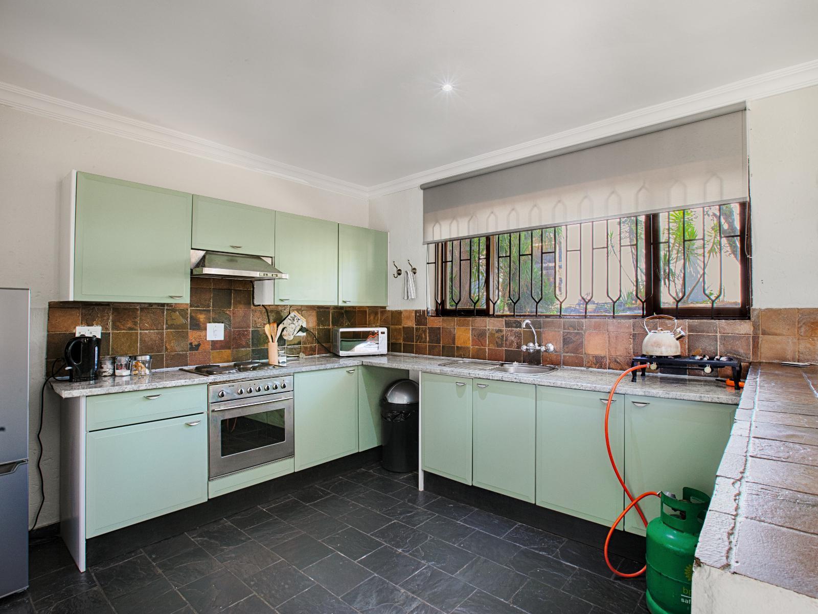 Room 1 — Kitchenette