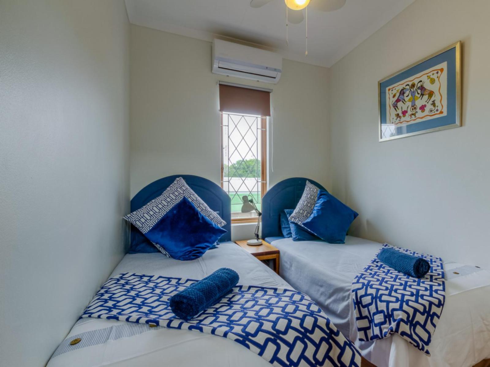 Room 1 — Photo of the whole room