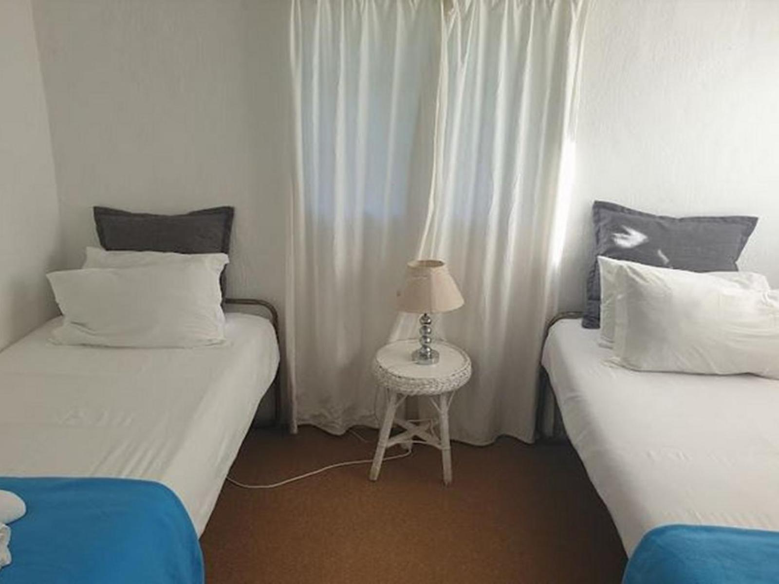 Room 1 — Photo of the whole room