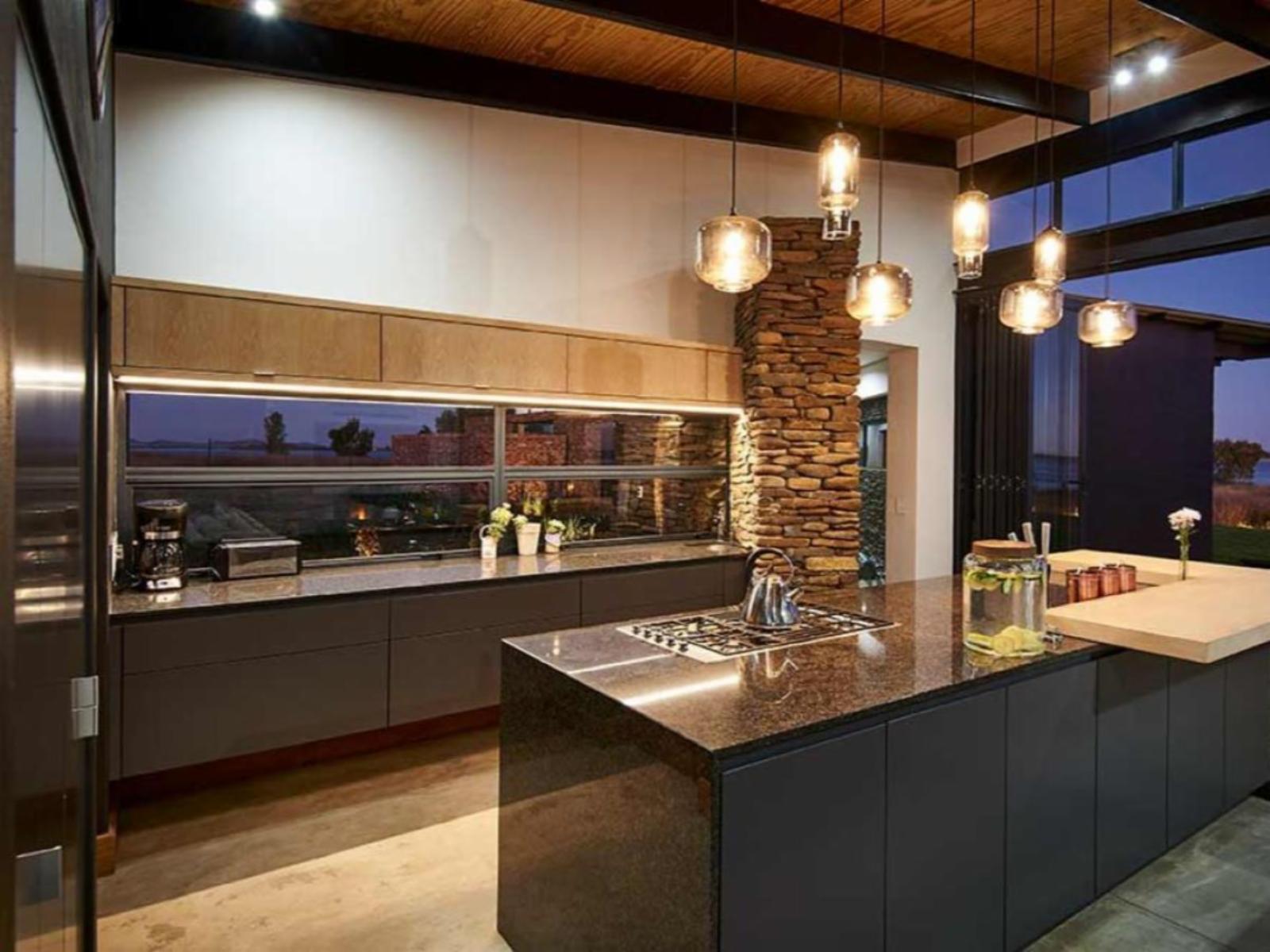 Room 1 — Kitchenette