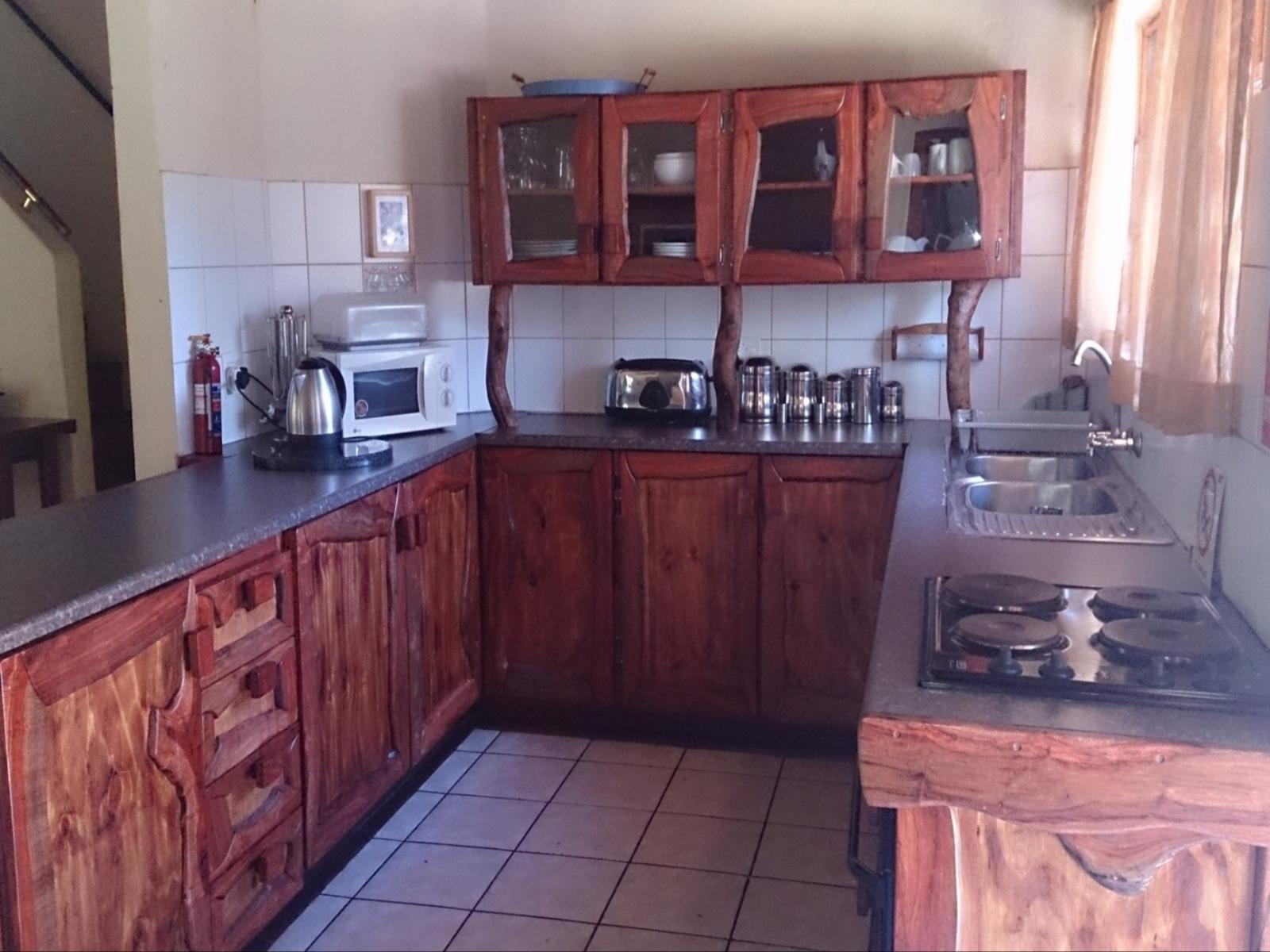 Room 1 — Kitchenette