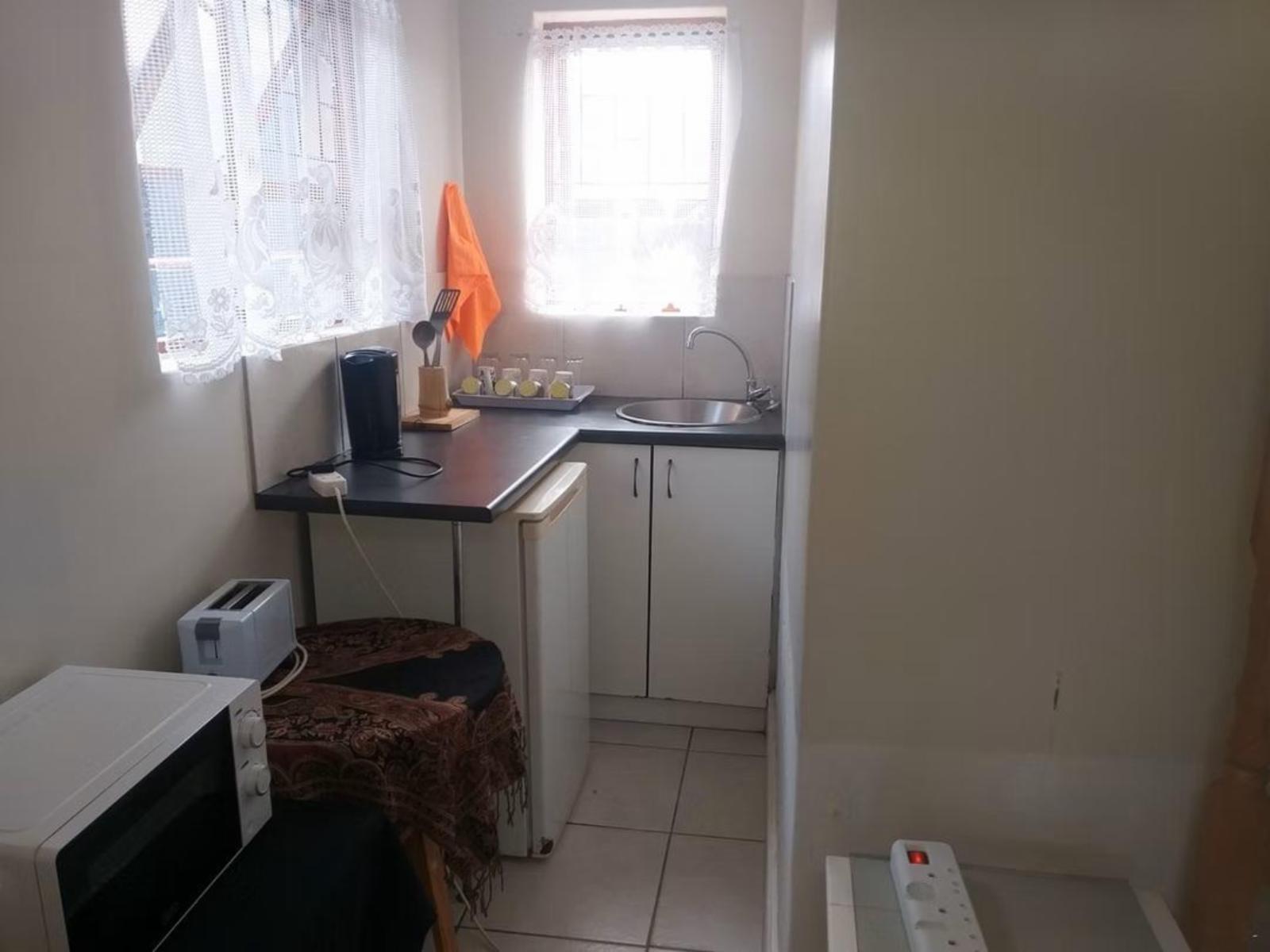 Room 3 — Kitchenette