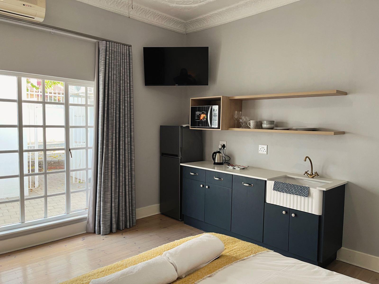 Room 2 — Kitchenette