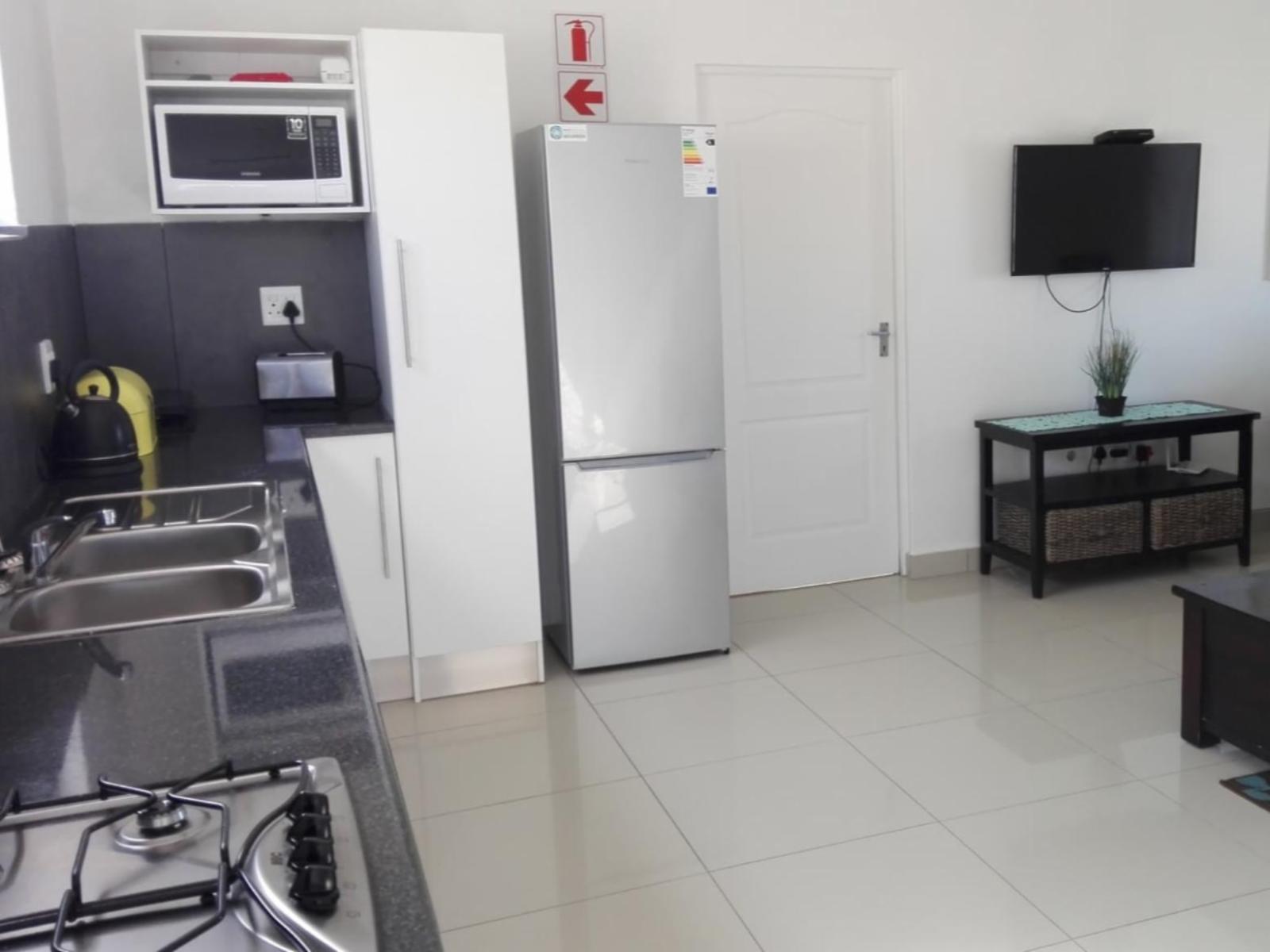 Room 5 — Kitchenette
