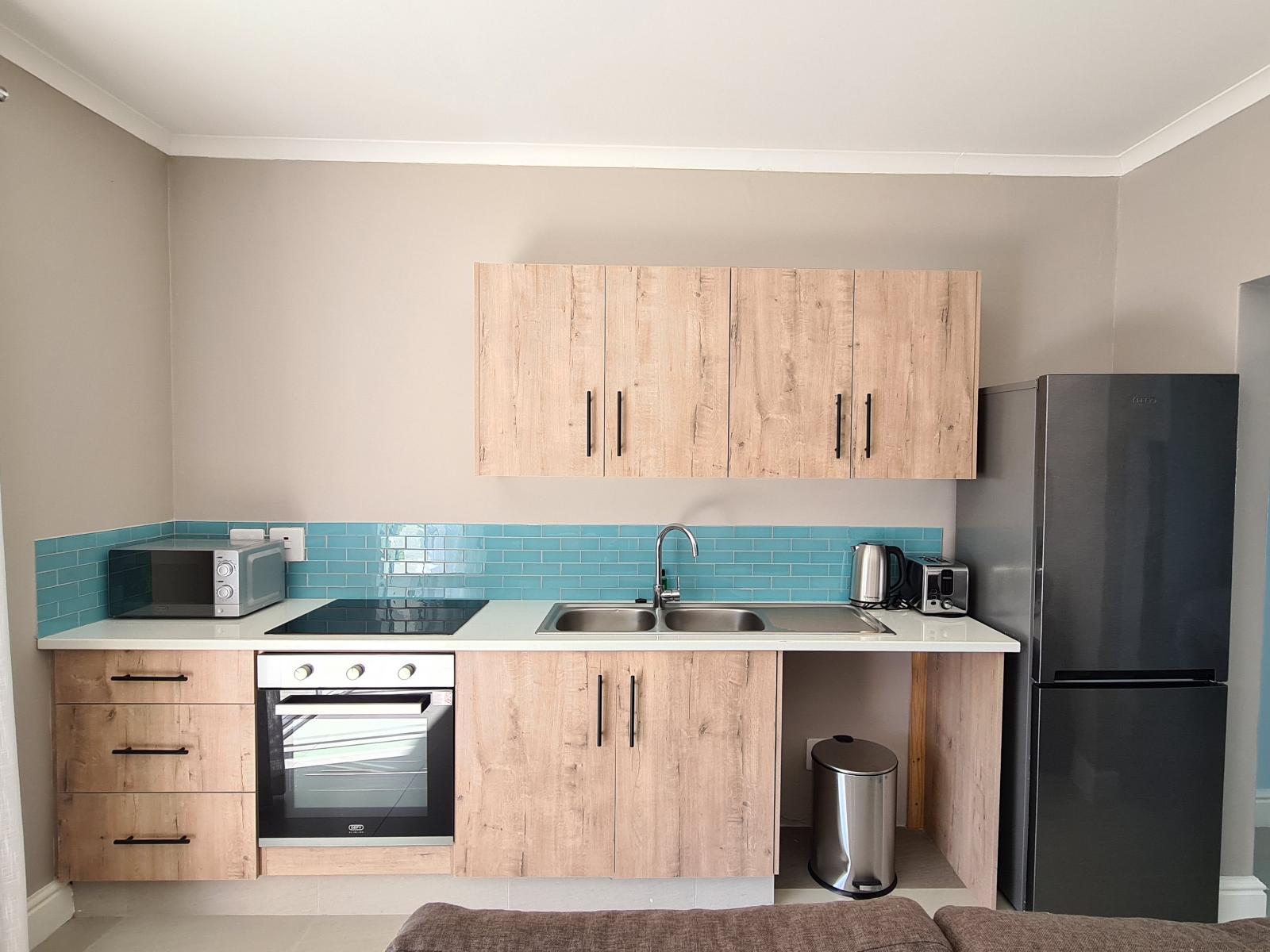 Room 1 — Kitchenette