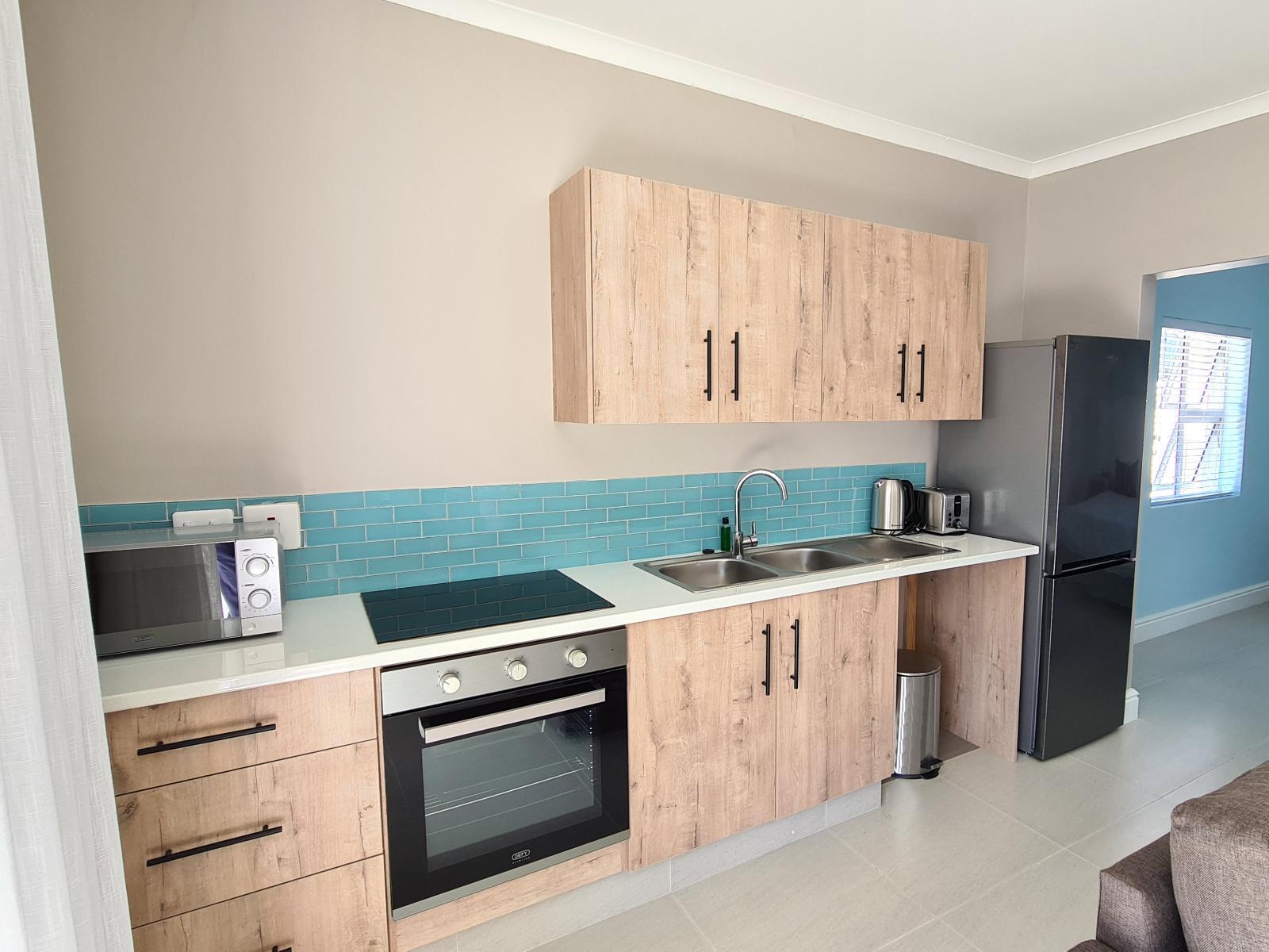 Room 1 — Kitchenette