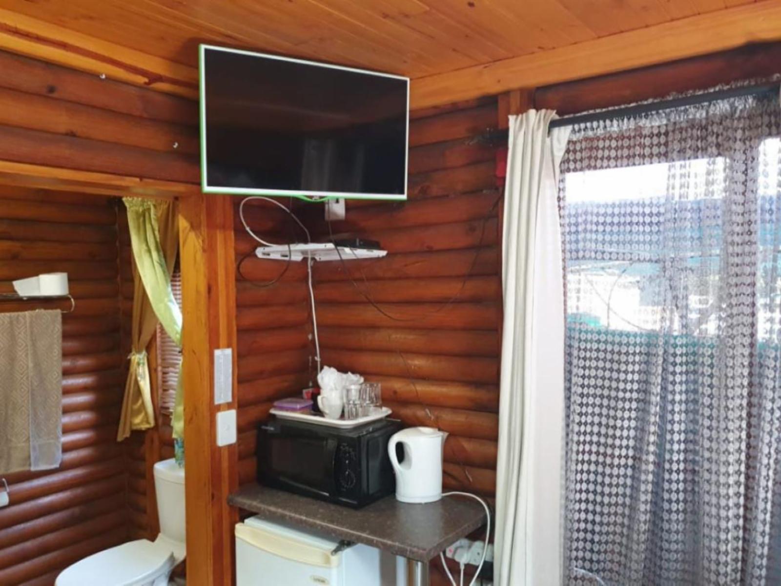 Room 1 — TV and multimedia