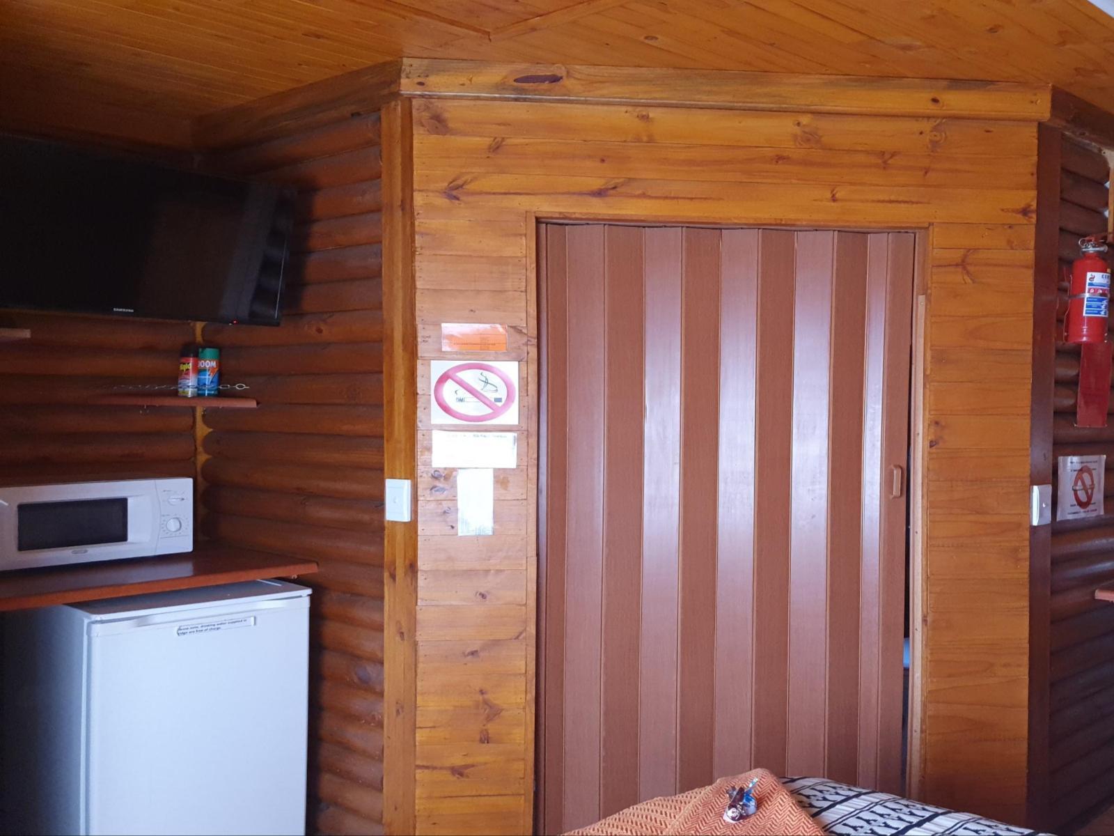 Room 2 — Coffee/tea facilities