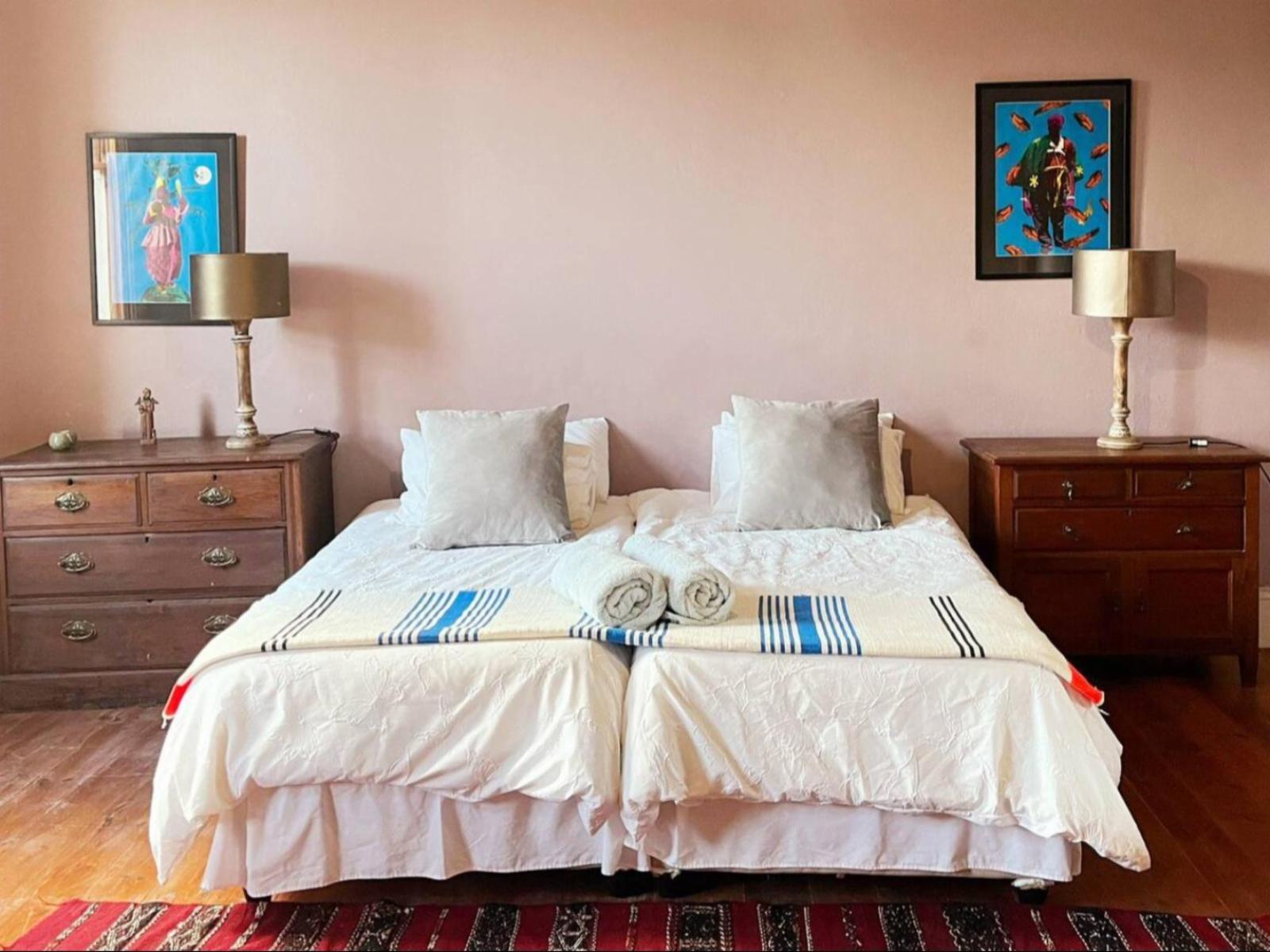Room 4 — Bed
