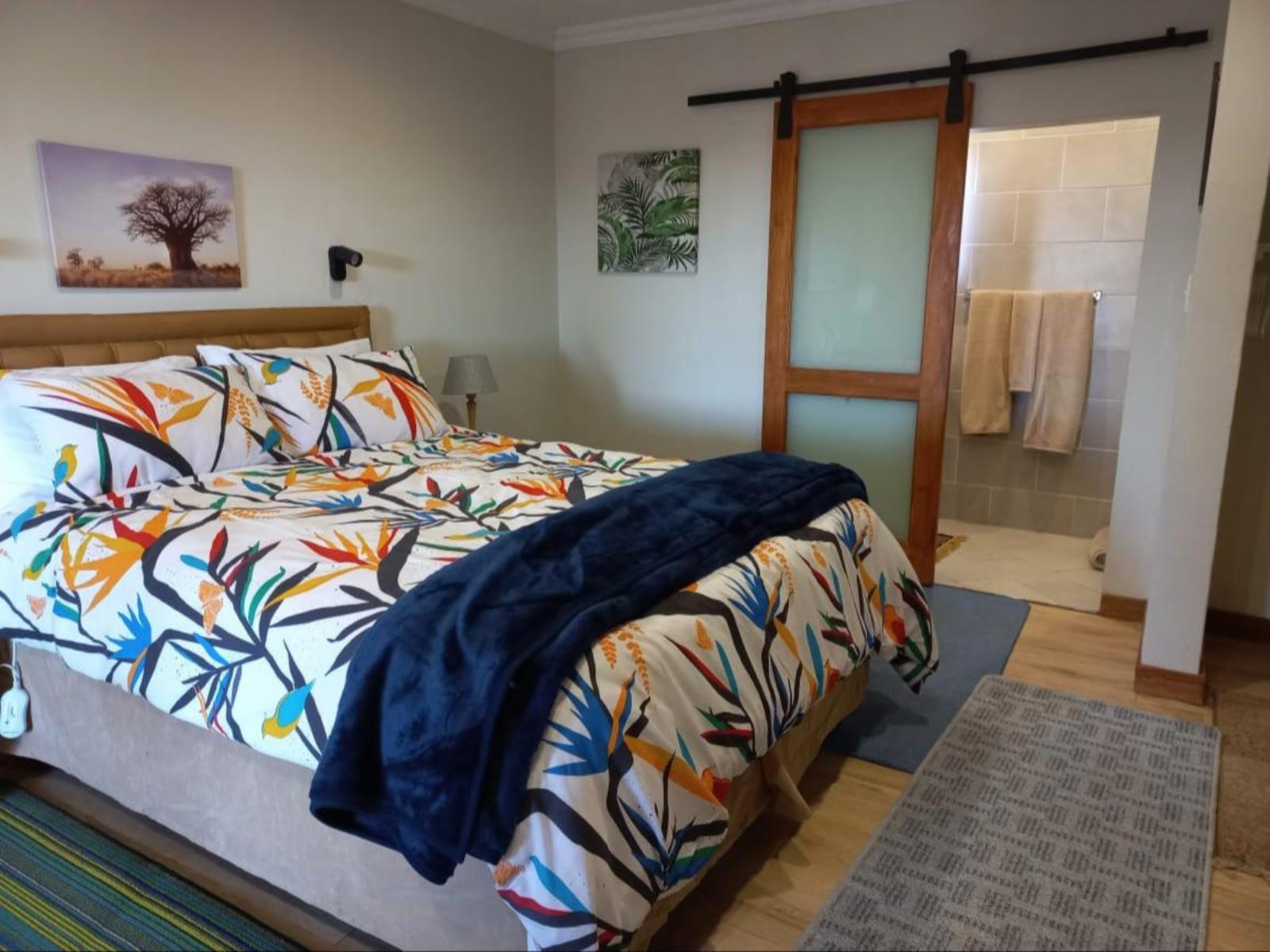 Room 1 — Photo of the whole room