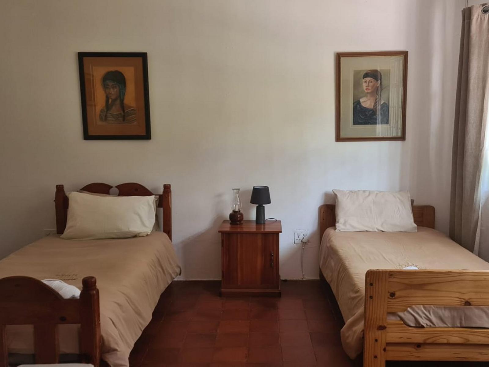 Room 2 — Photo of the whole room