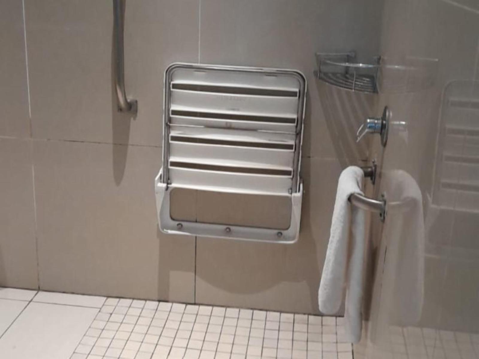 Room 10 — Shower