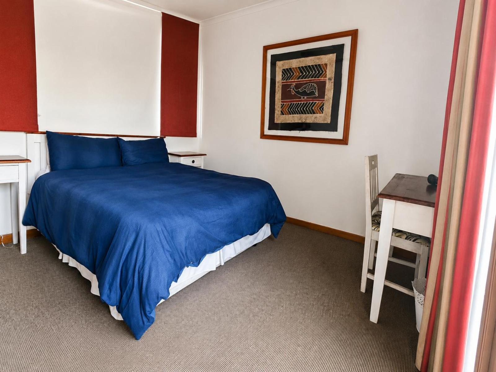 Room 1 — Photo of the whole room