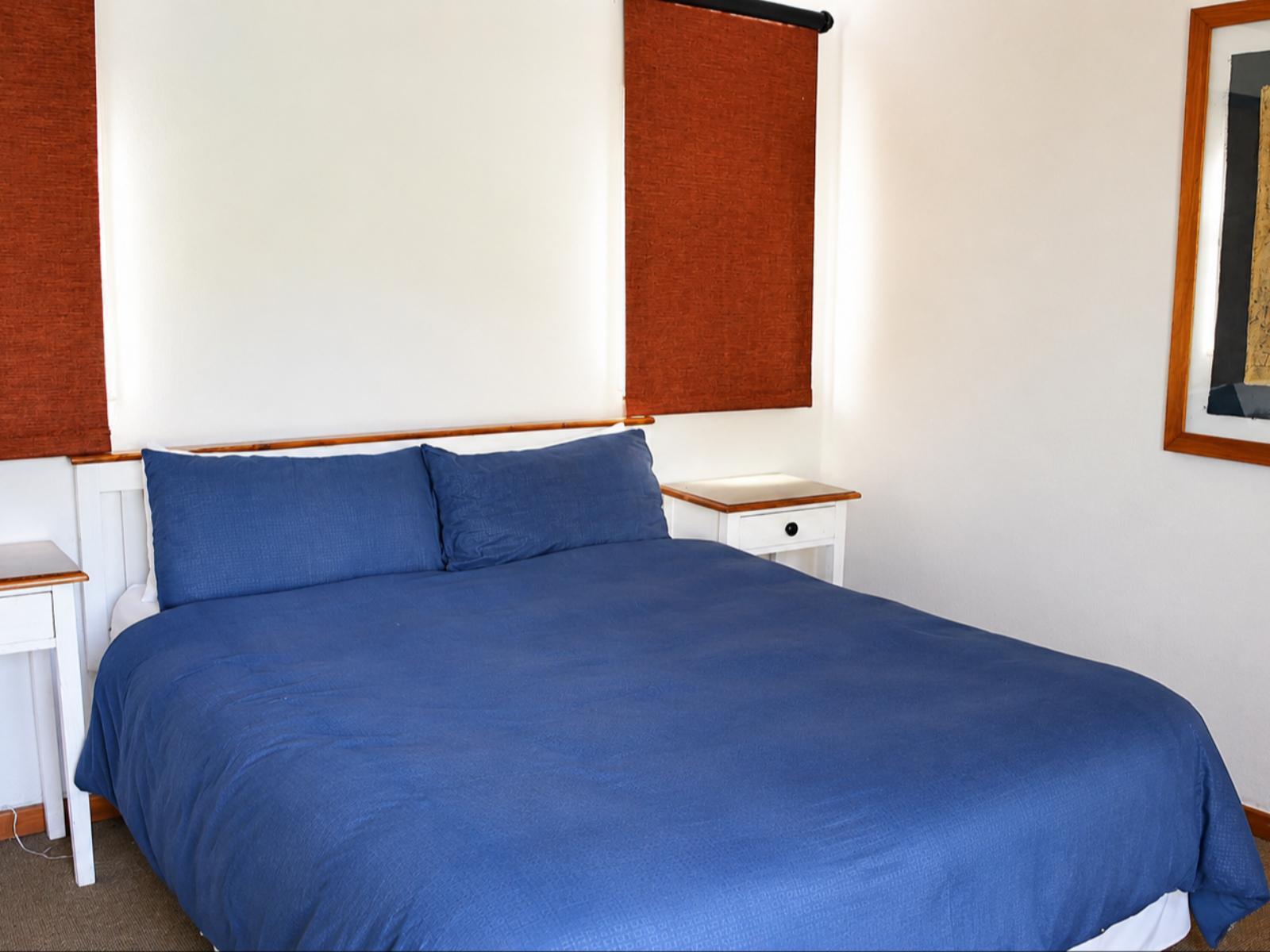 Room 1 — Photo of the whole room