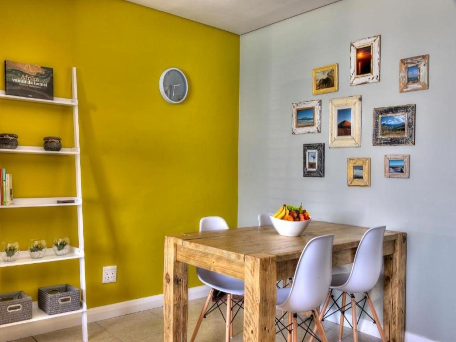 Room 1 — Seating area