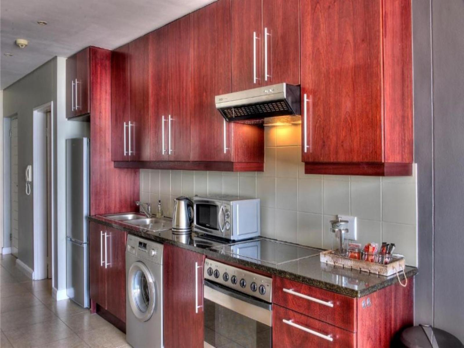 Room 1 — Kitchenette