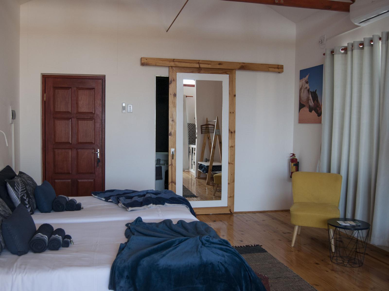 Room 1 — Photo of the whole room