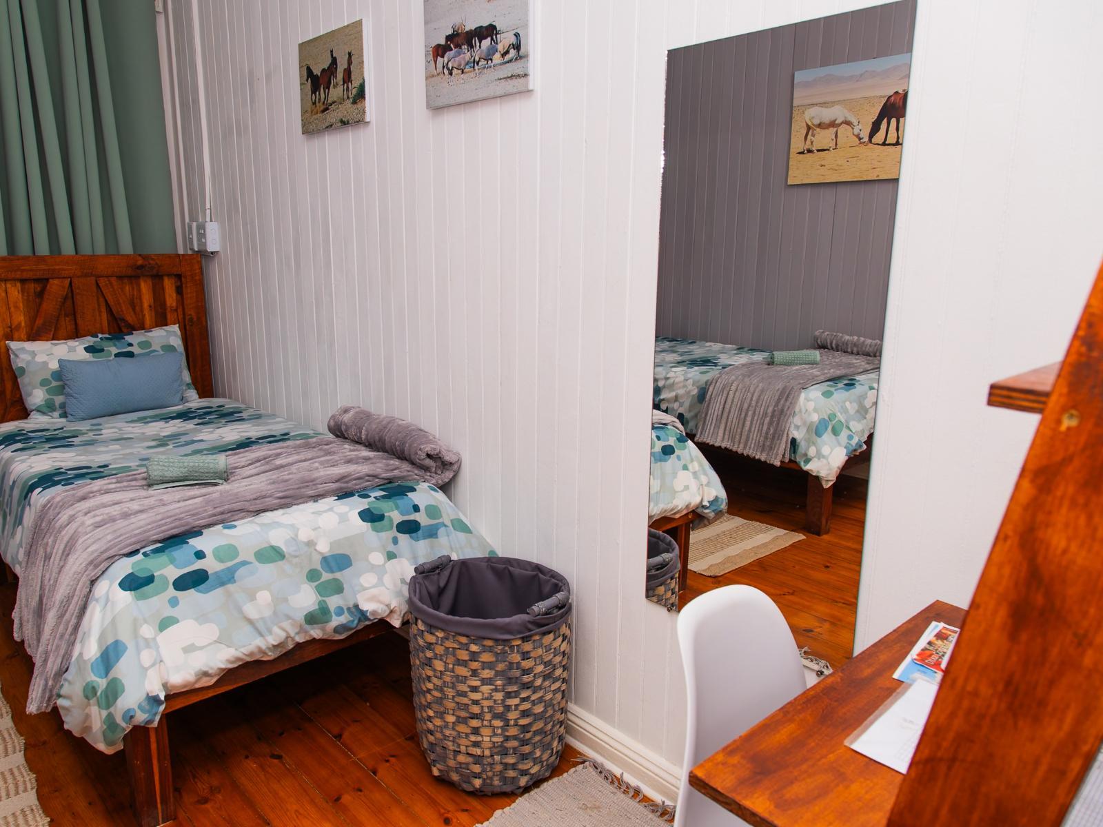 Room 3 — Photo of the whole room