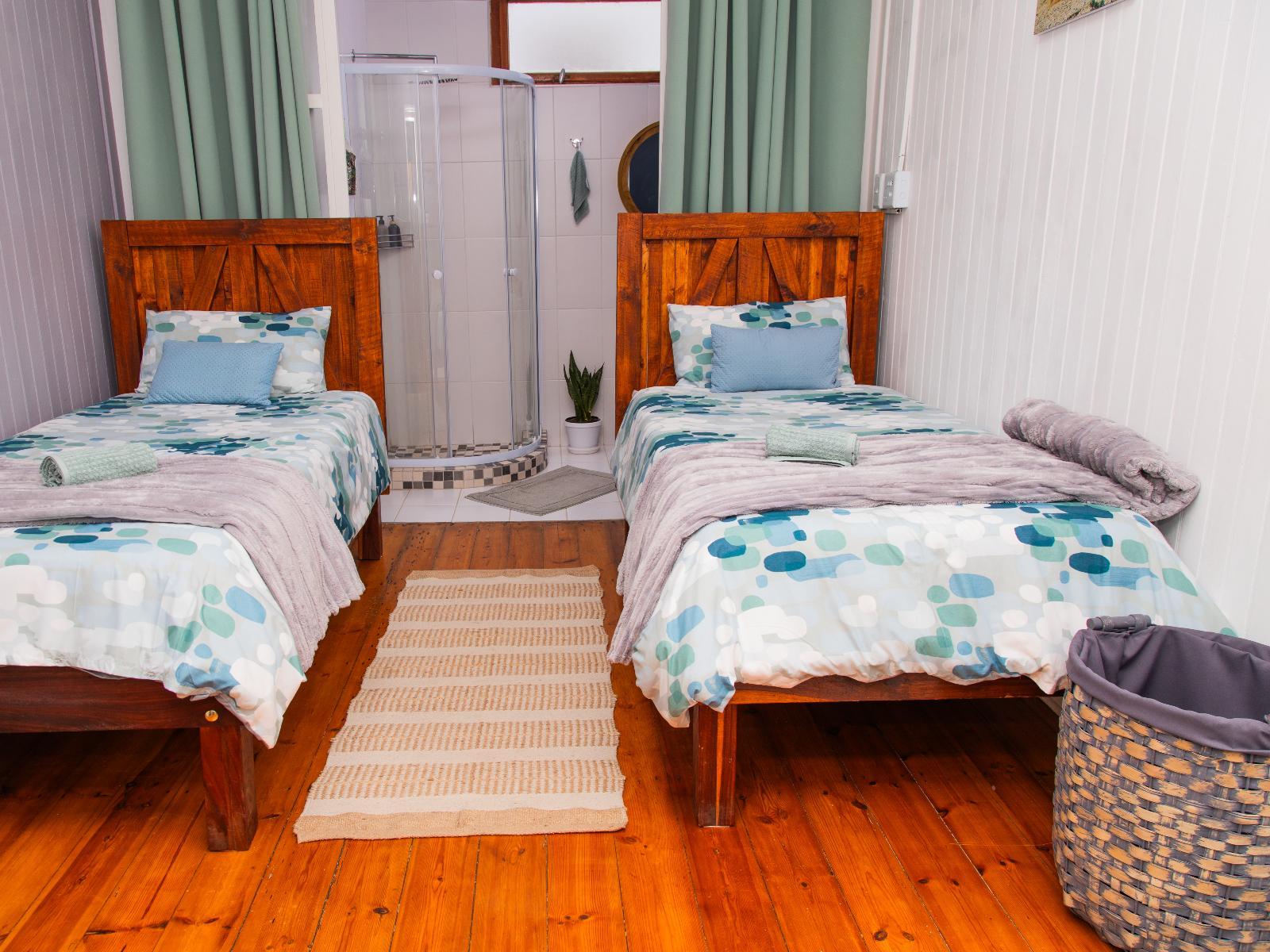 Room 3 — Photo of the whole room