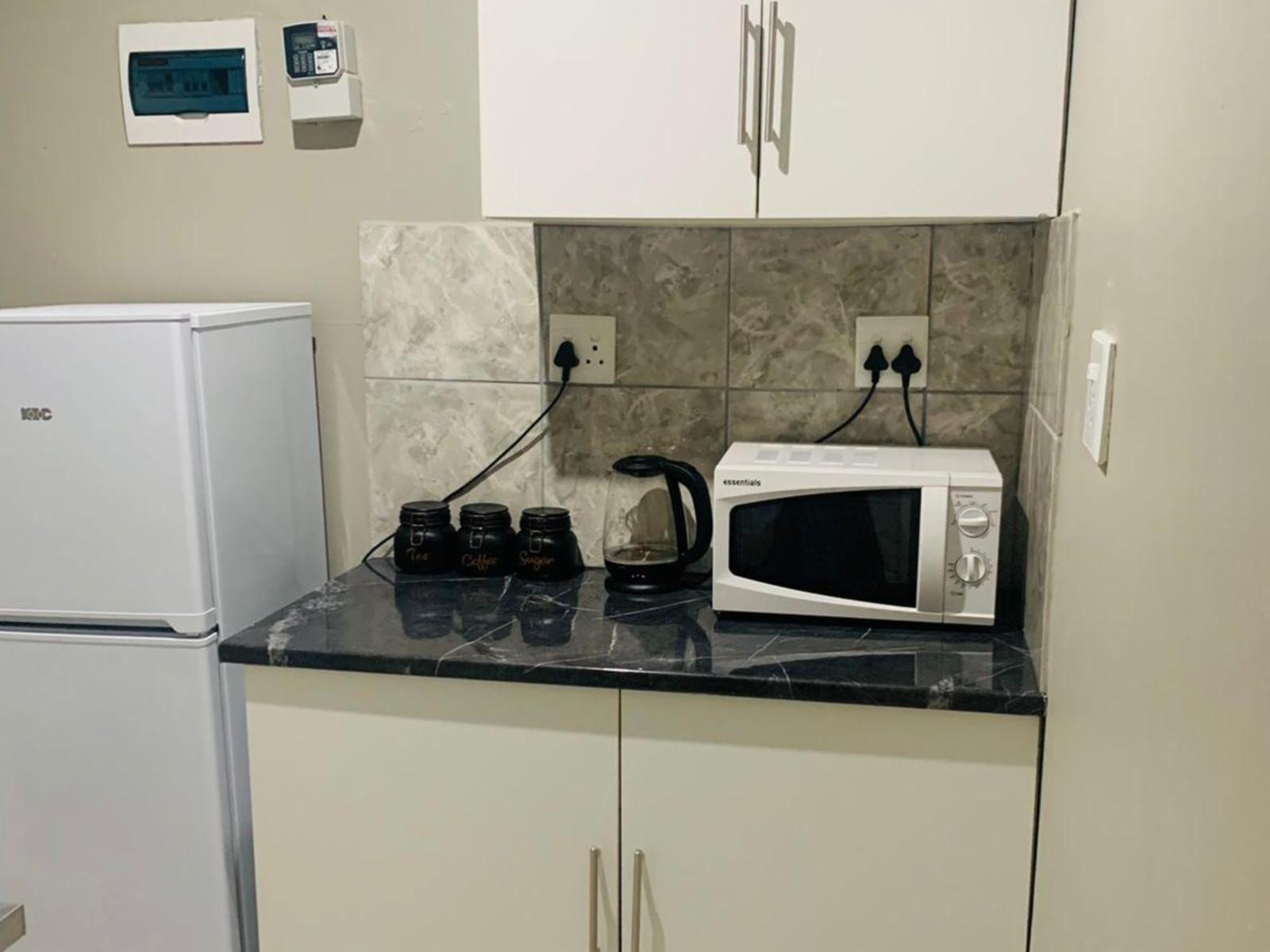 Room 1 — Kitchenette