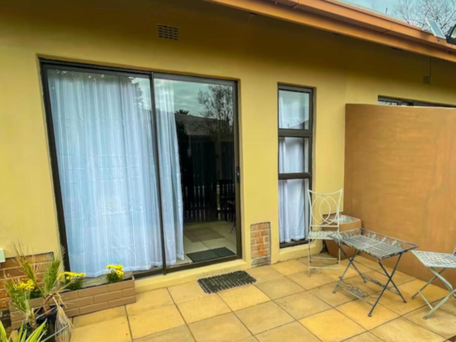 Room 1 — Balcony/Terrace