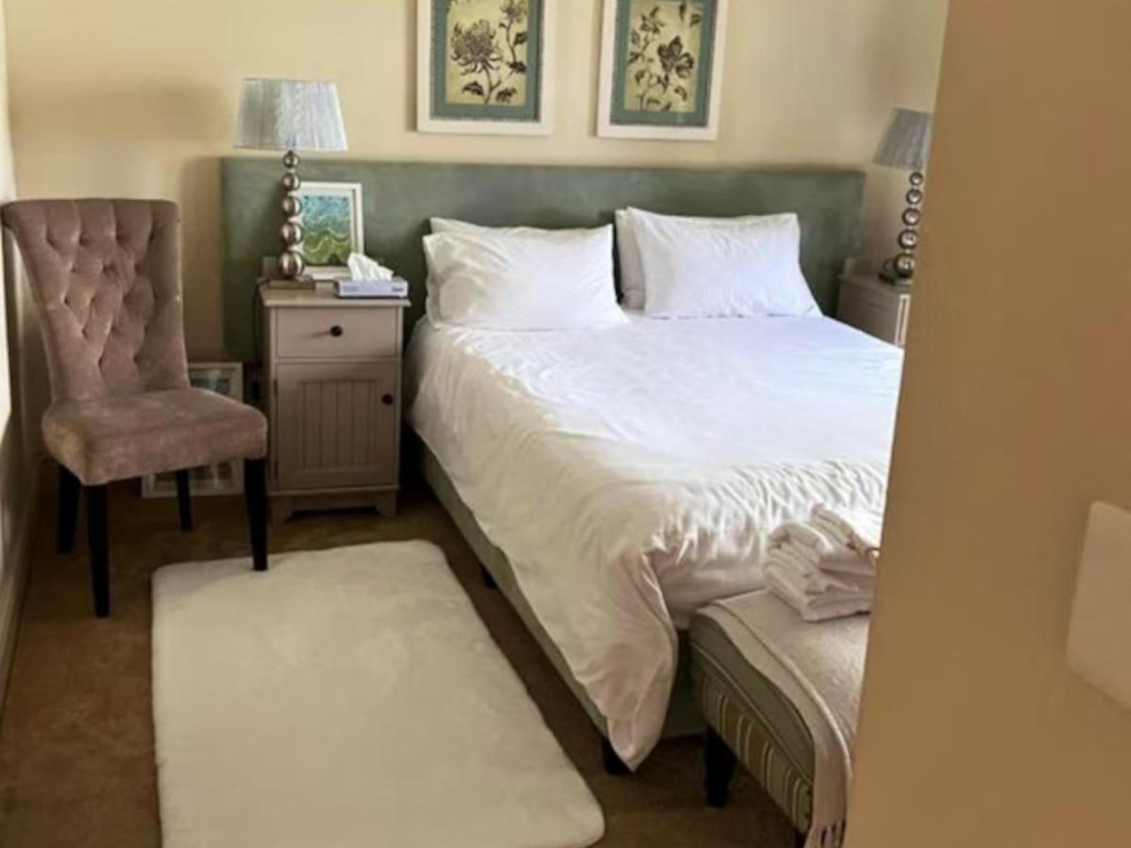 Room 1 — Photo of the whole room