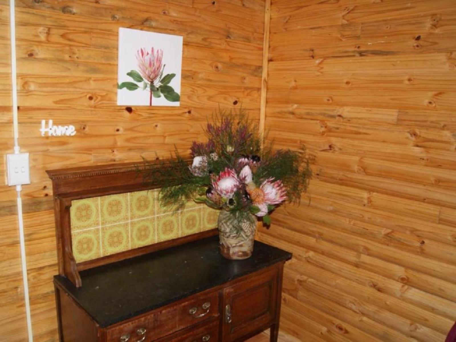 Room 1 — Decorative detail