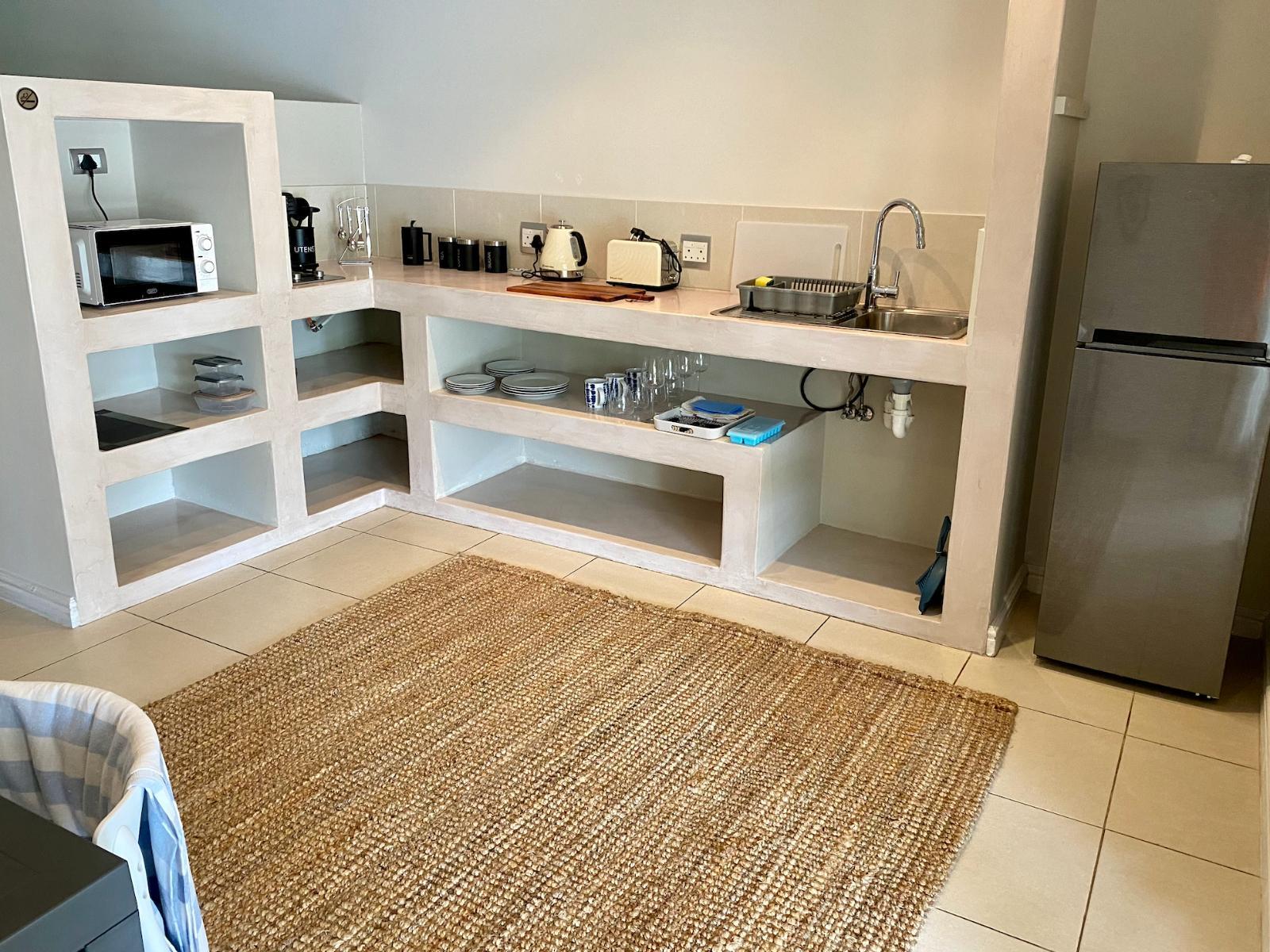 Room 1 — Kitchenette
