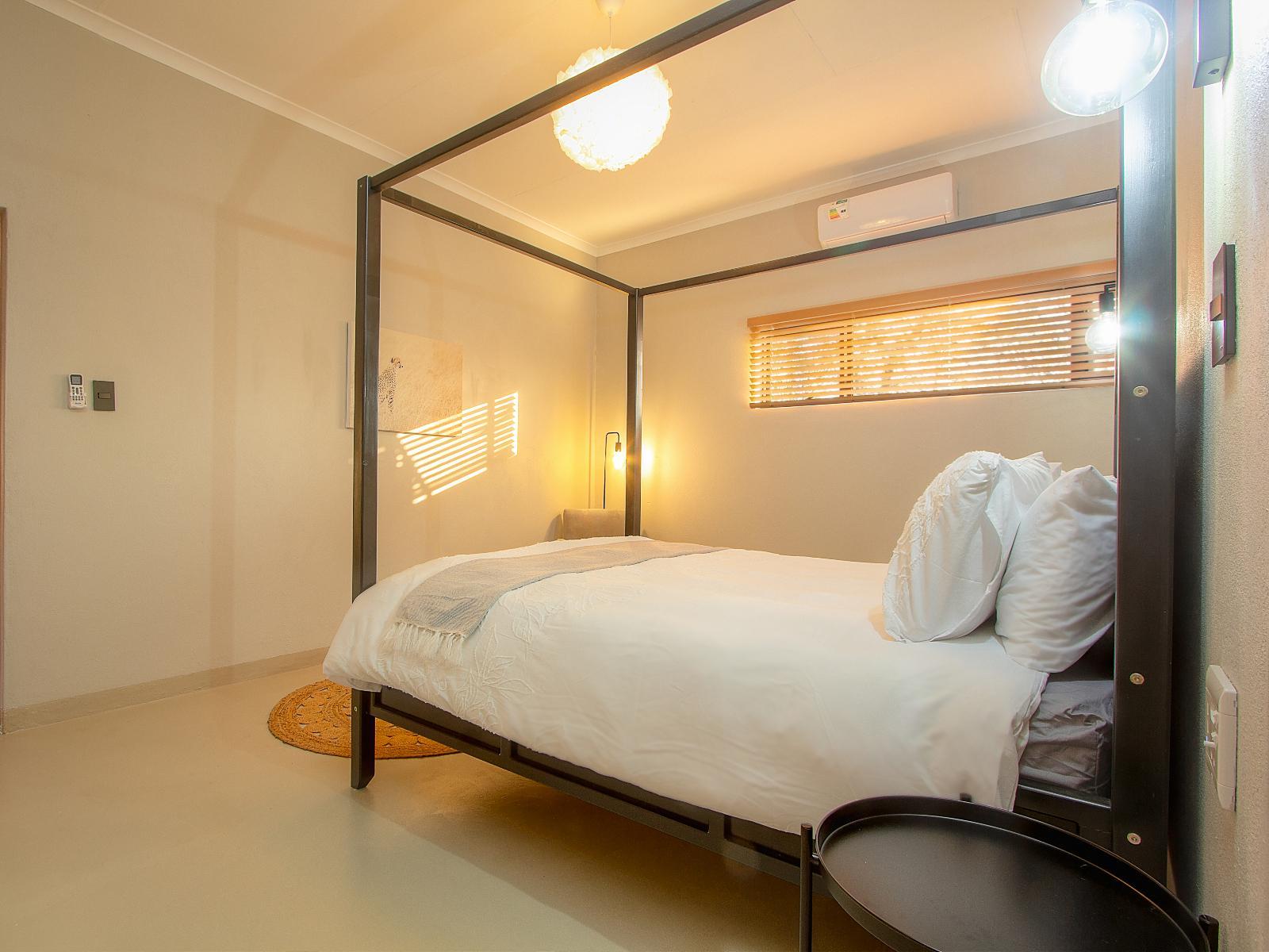 Room 1 — Photo of the whole room