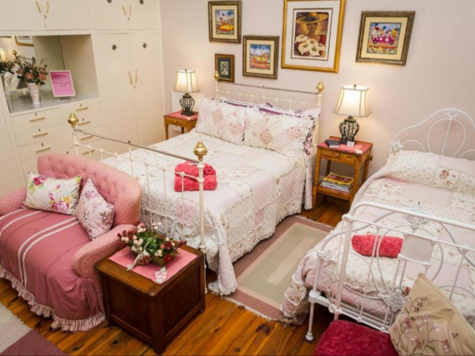Room 2 — Photo of the whole room
