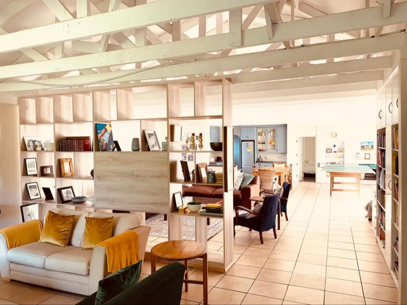 Room 1 — Photo of the whole room