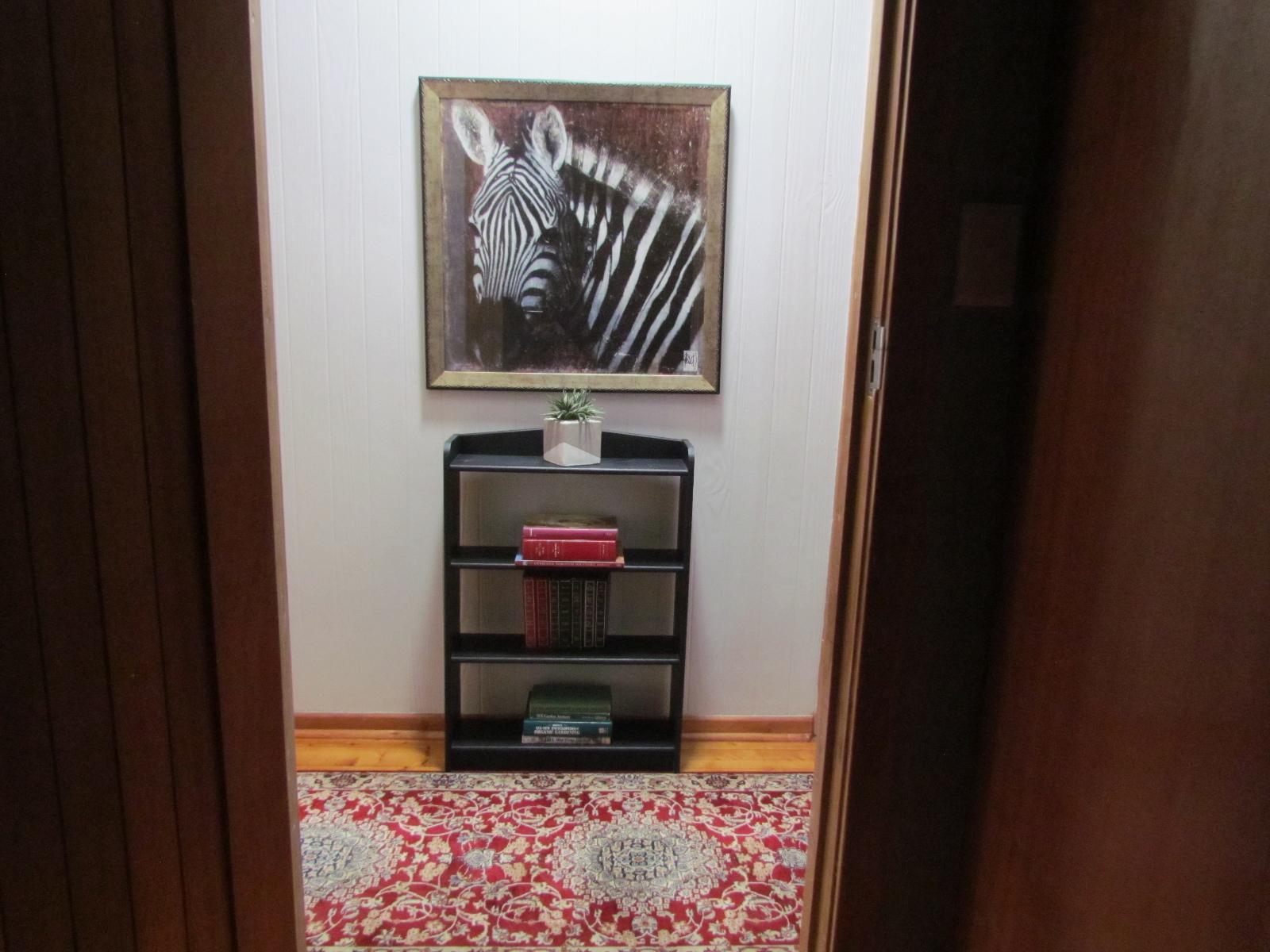 Room 2 — Decorative detail