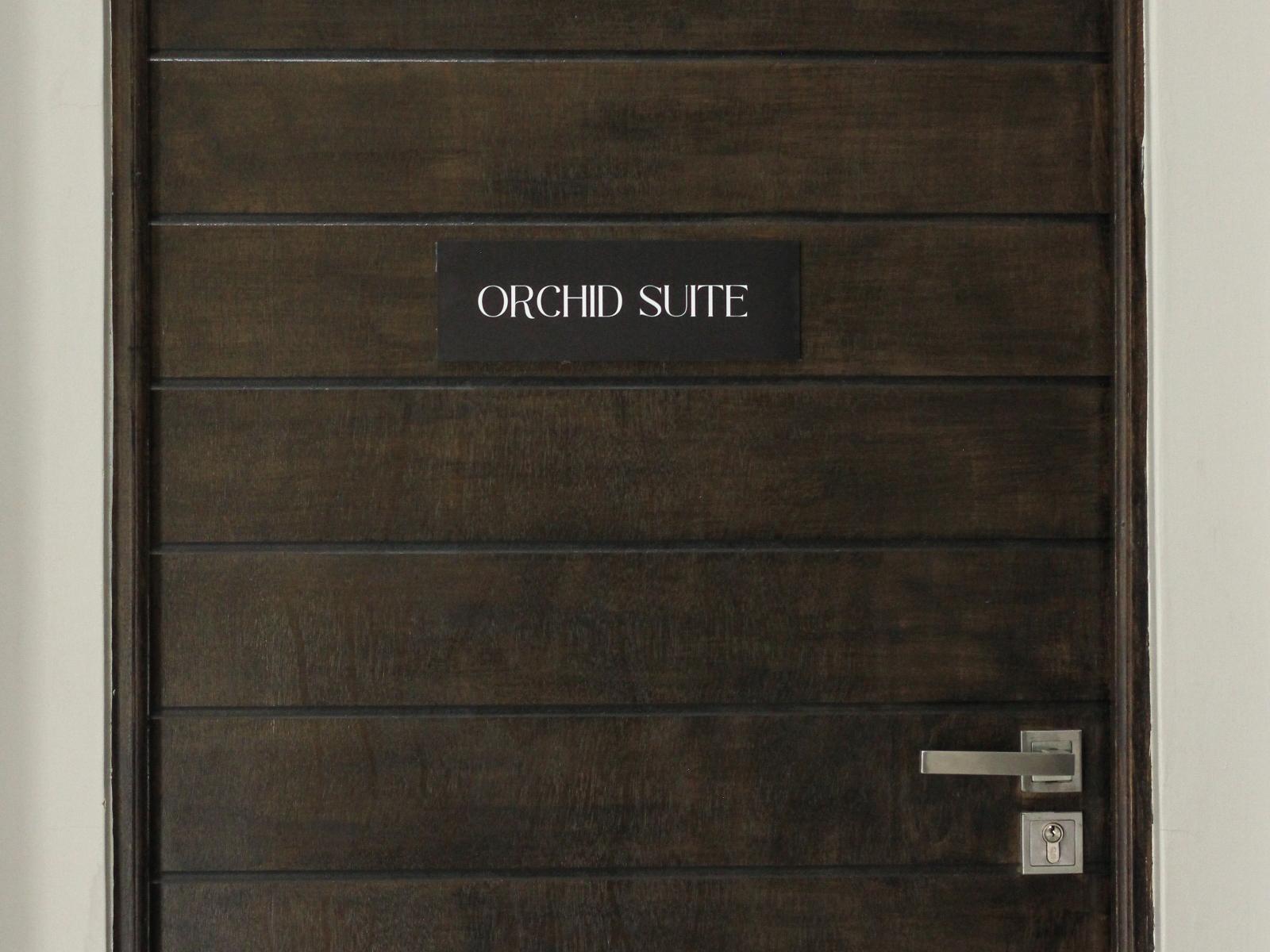 Room 1 — Decorative detail
