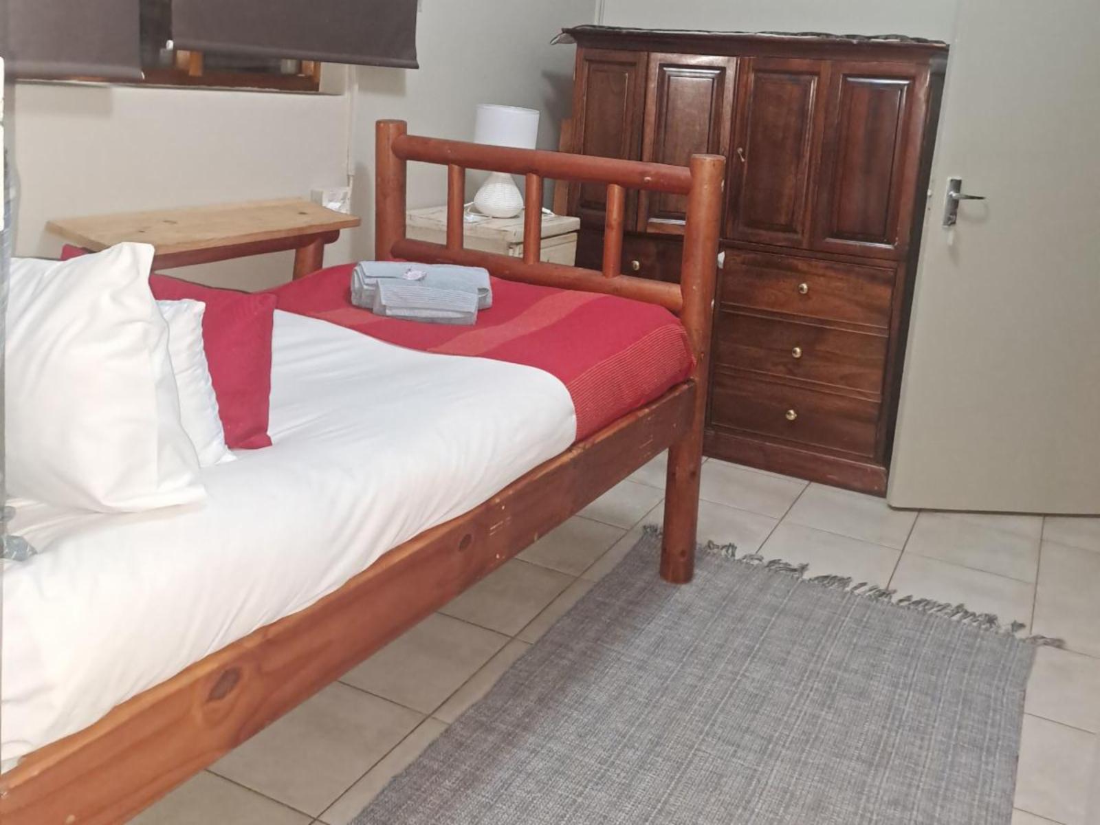 Room 1 — Photo of the whole room