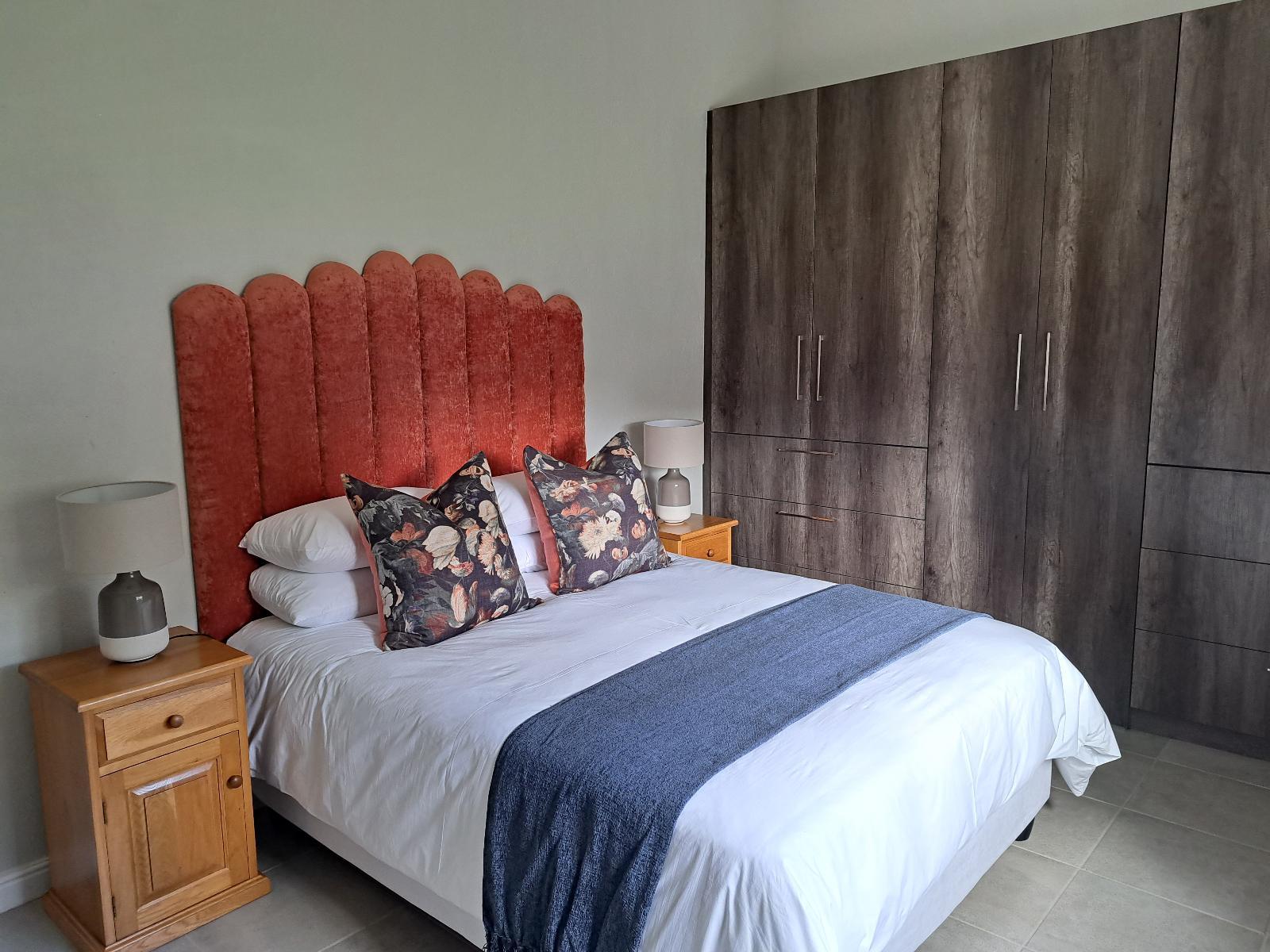 Room 1 — Photo of the whole room