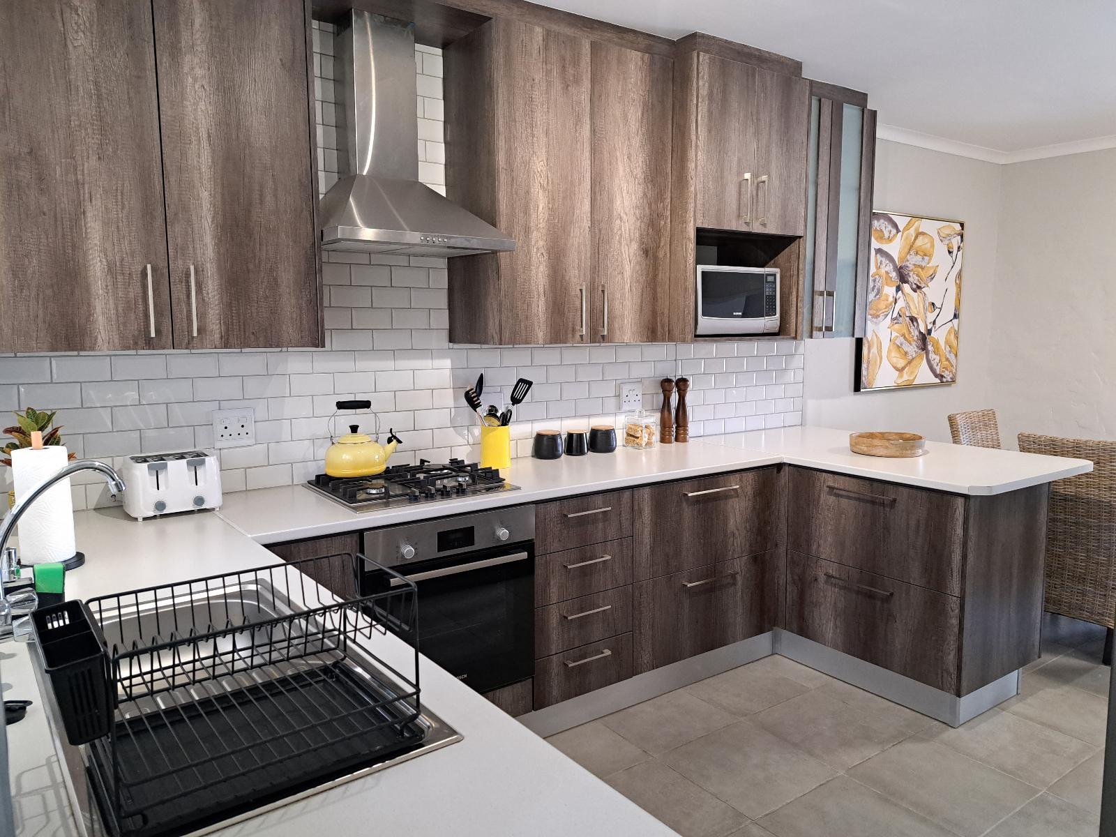 Room 1 — Kitchenette